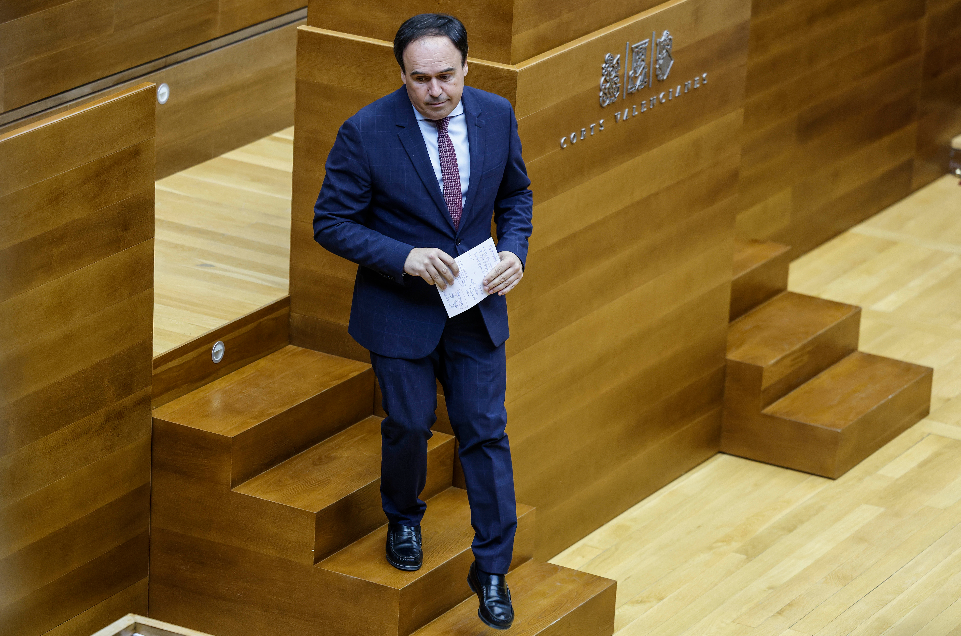 Llorca logra que el Gobierno rectifique y devuelva lo tributado por las ayudas autonómicas de la dana en la renta de 202