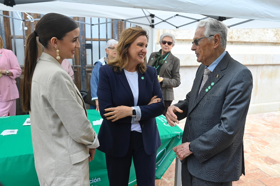 La Asociación contra el Cáncer recauda casi 300.000 euros en València con más de un centenar de mesas