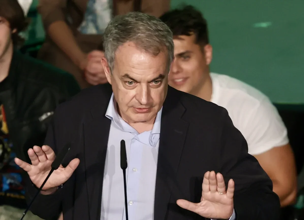 Moncloa intentó colocar a Zapatero en Indra con un contrato de más de 100.000 euros, pero el consejo lo frenó