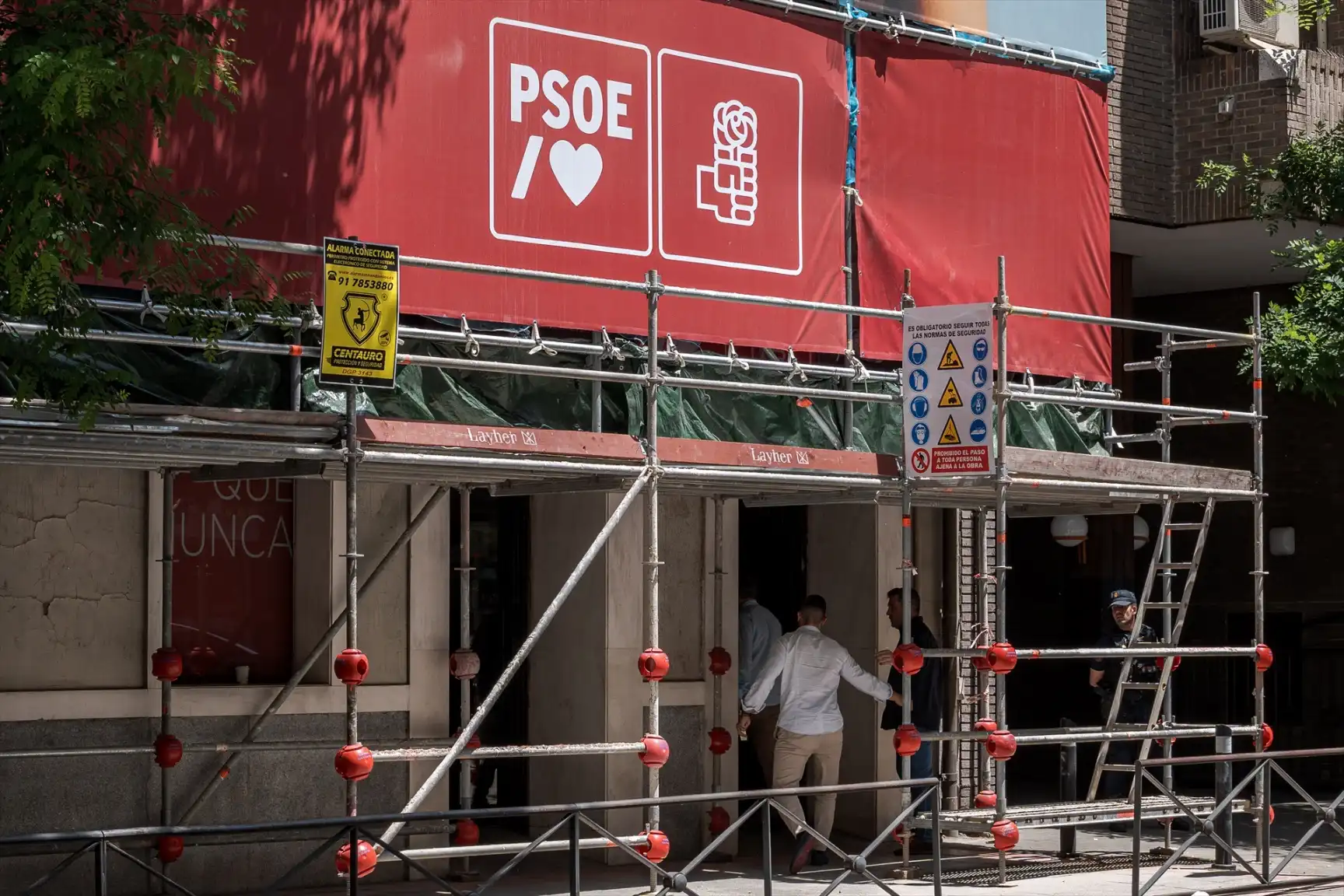La Fiscalía Europea investiga si el PSOE utilizó fondos de la UE para financiar las presuntas ‘cloacas’ del partido