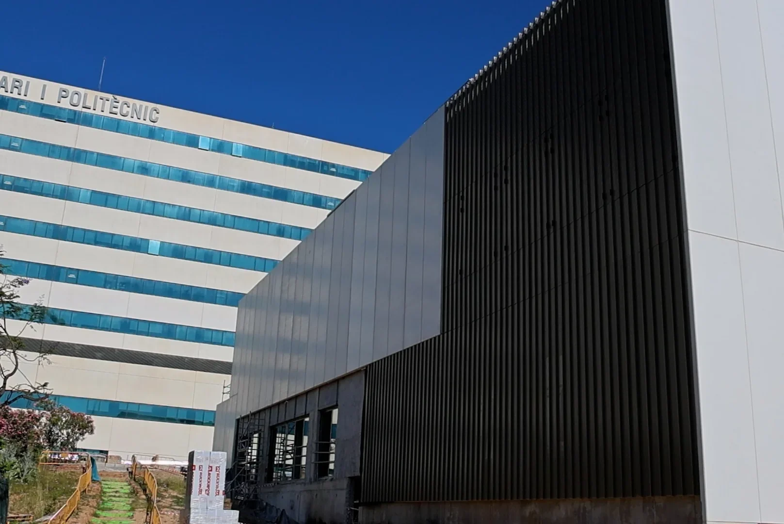 Marciano Gómez refuerza la atención primaria y hospitalaria con 9.000 contrataciones y 25 nuevos consultorios de playa