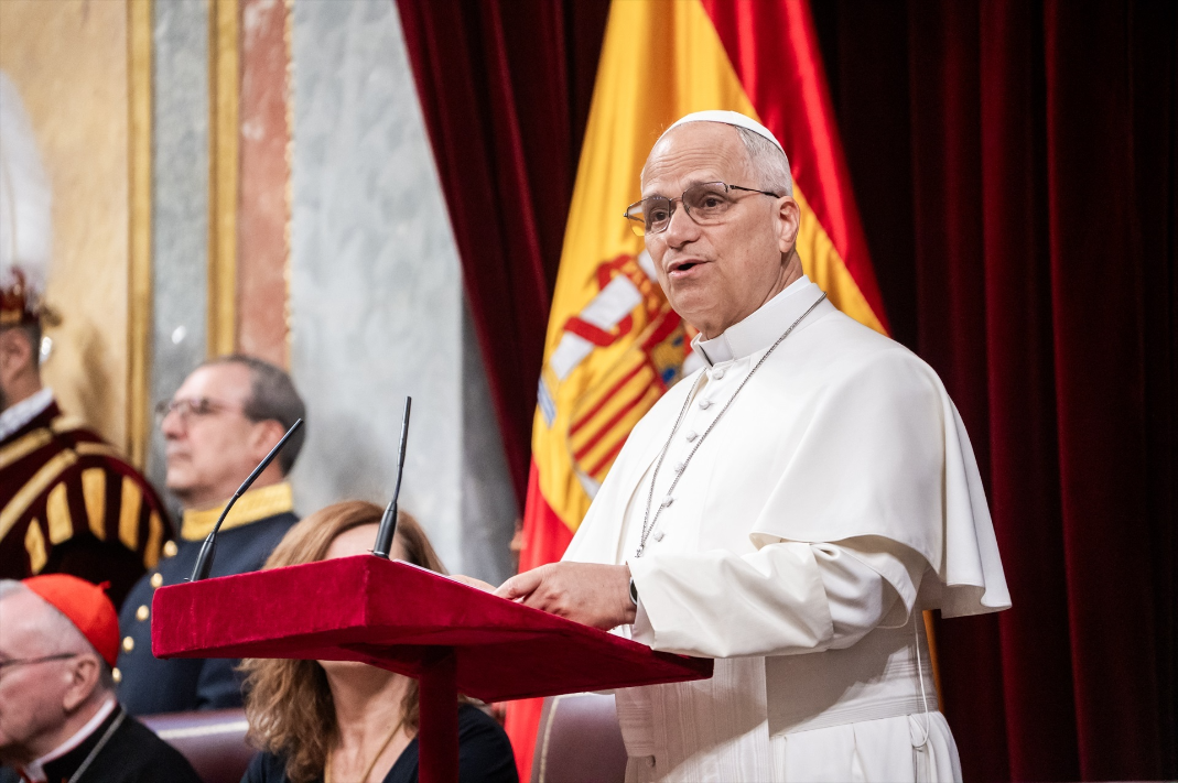 El Papa rechaza el aborto y defiende proteger la vida "desde su concepción"