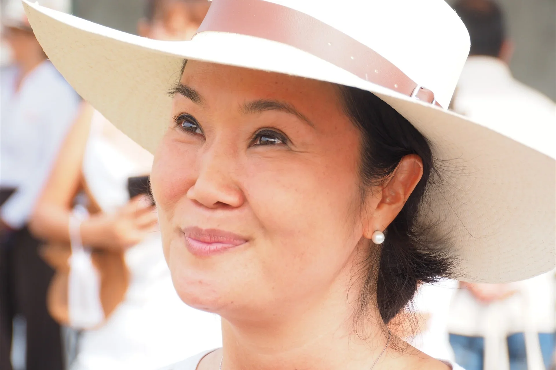 Keiko Fujimori toma la delantera por apenas 651 votos y acaricia la presidencia de Perú