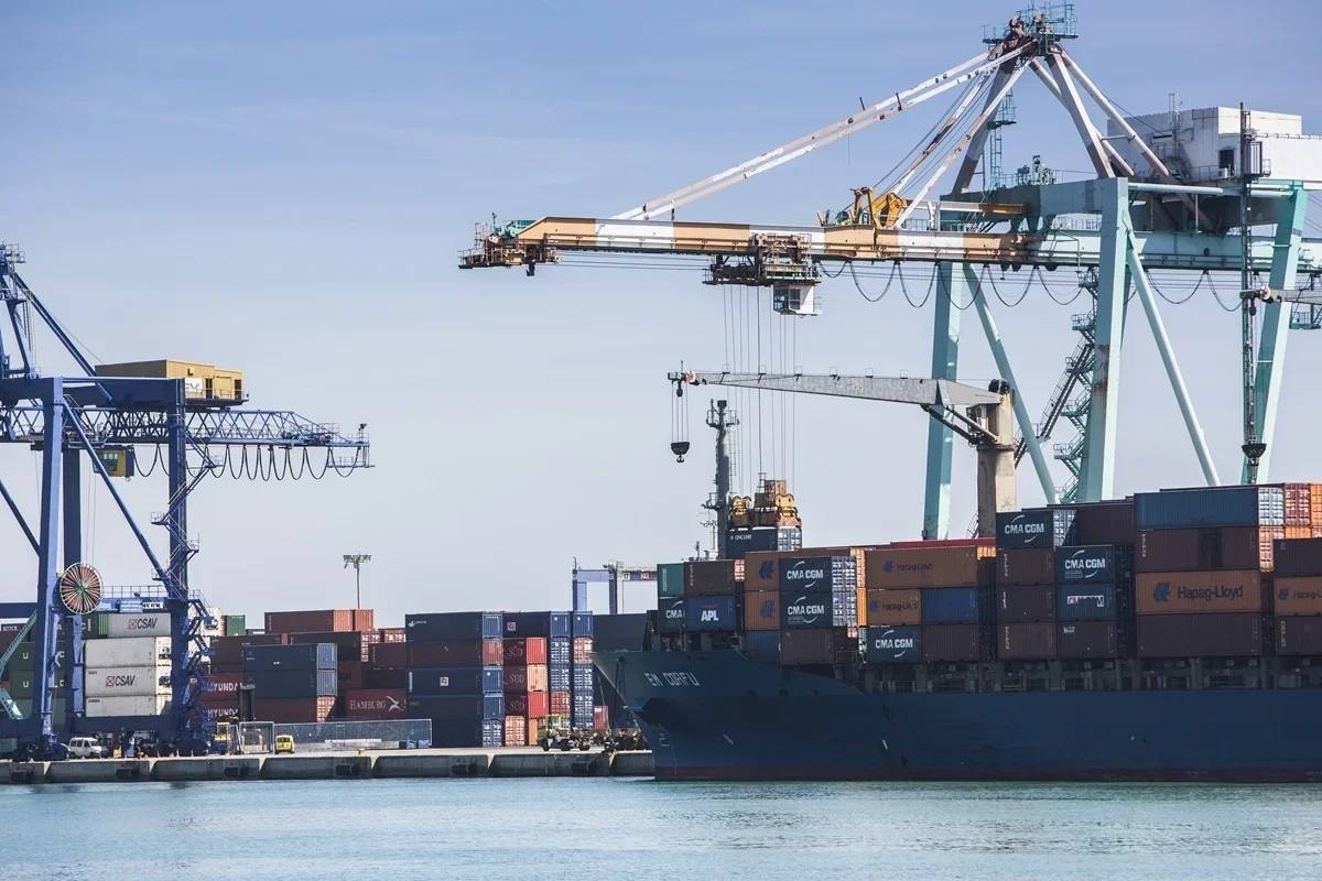 El Puerto de València nota la factura geopolítica: cae la exportación a EEUU y crece China