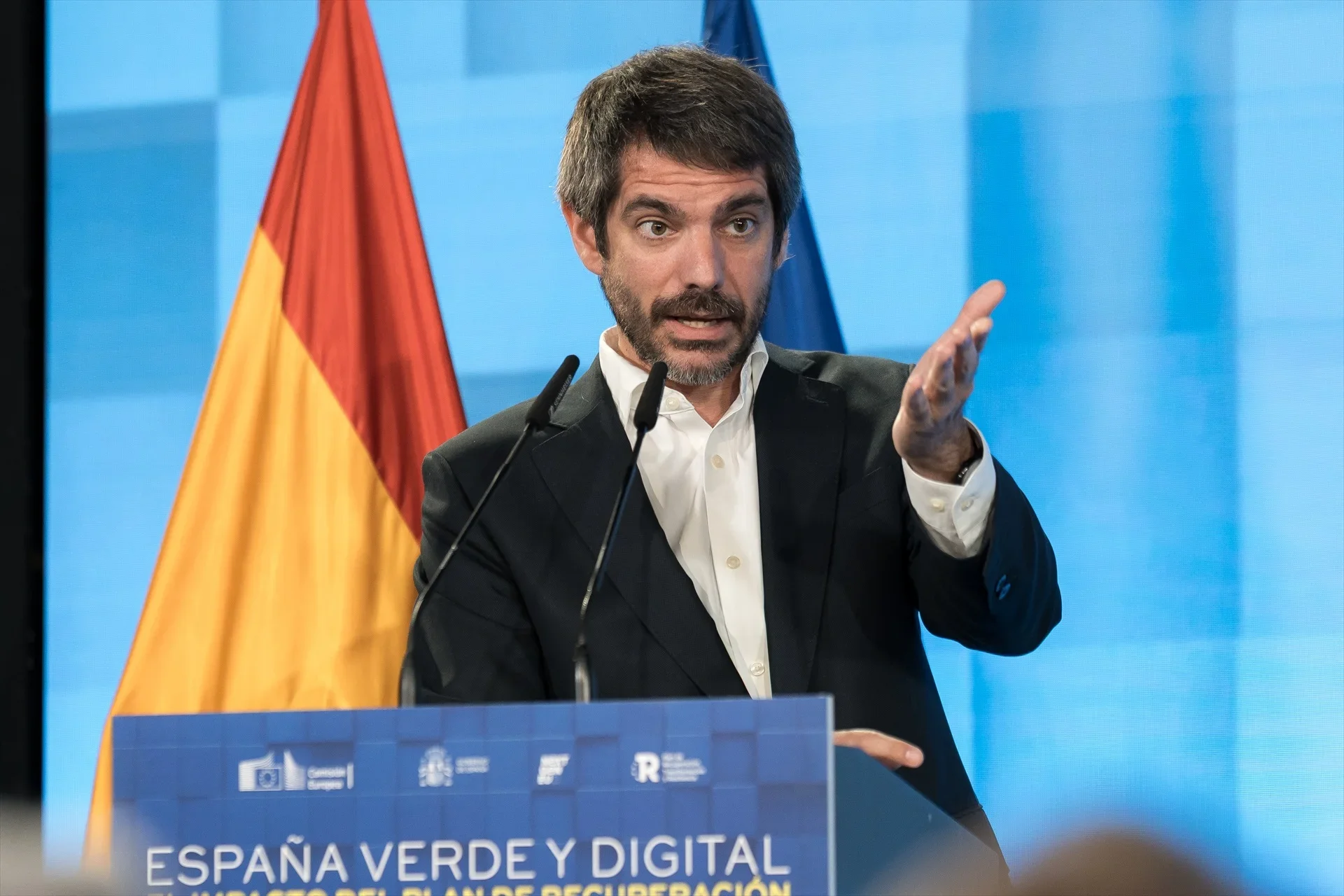 Para ello, establece una hoja de ruta destinada a garantizar que toda la ciudadanía pueda acceder
