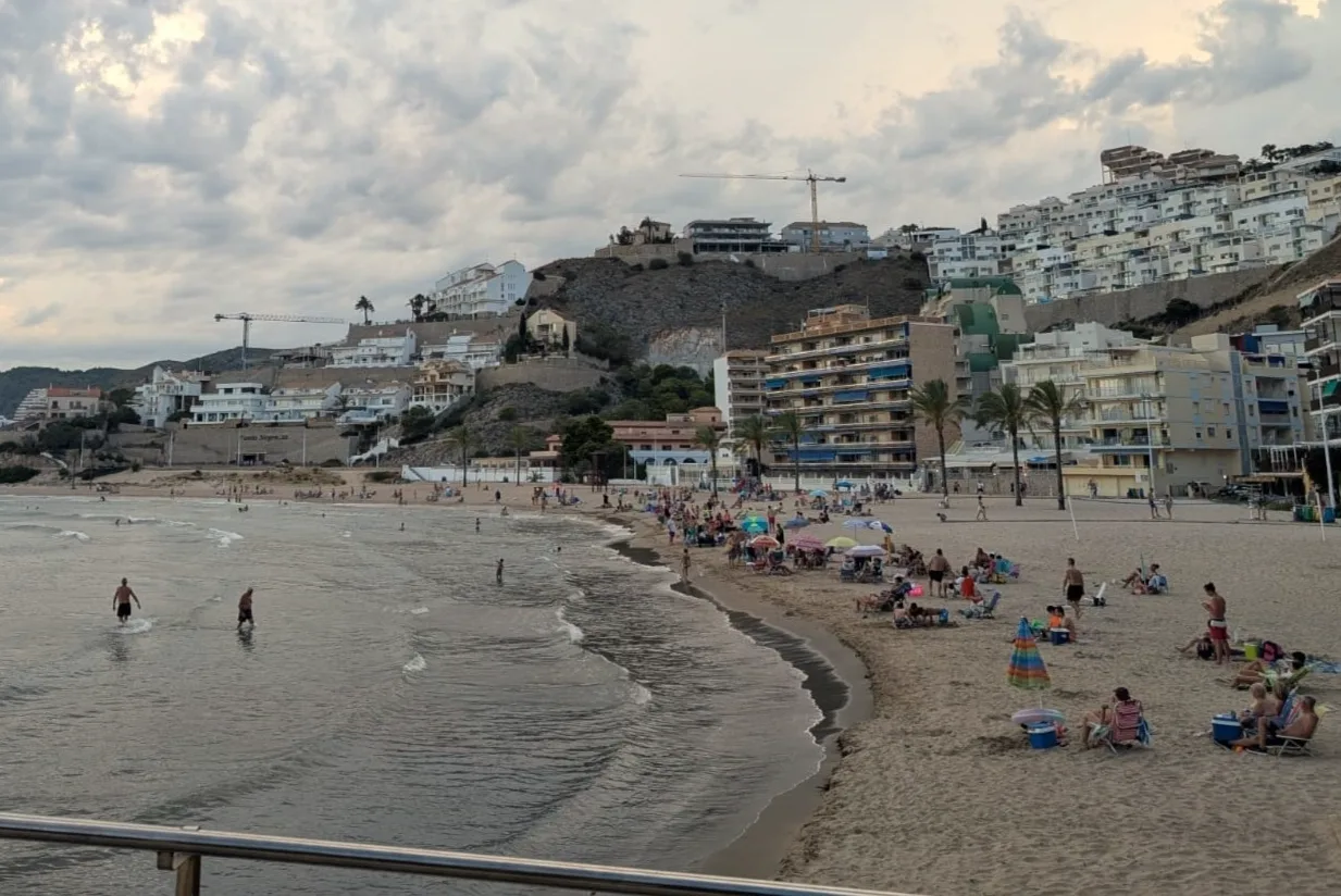 Investigan la muerte de un matrimonio irlandés hallado junto a un jacuzzi en Cullera (Valencia)