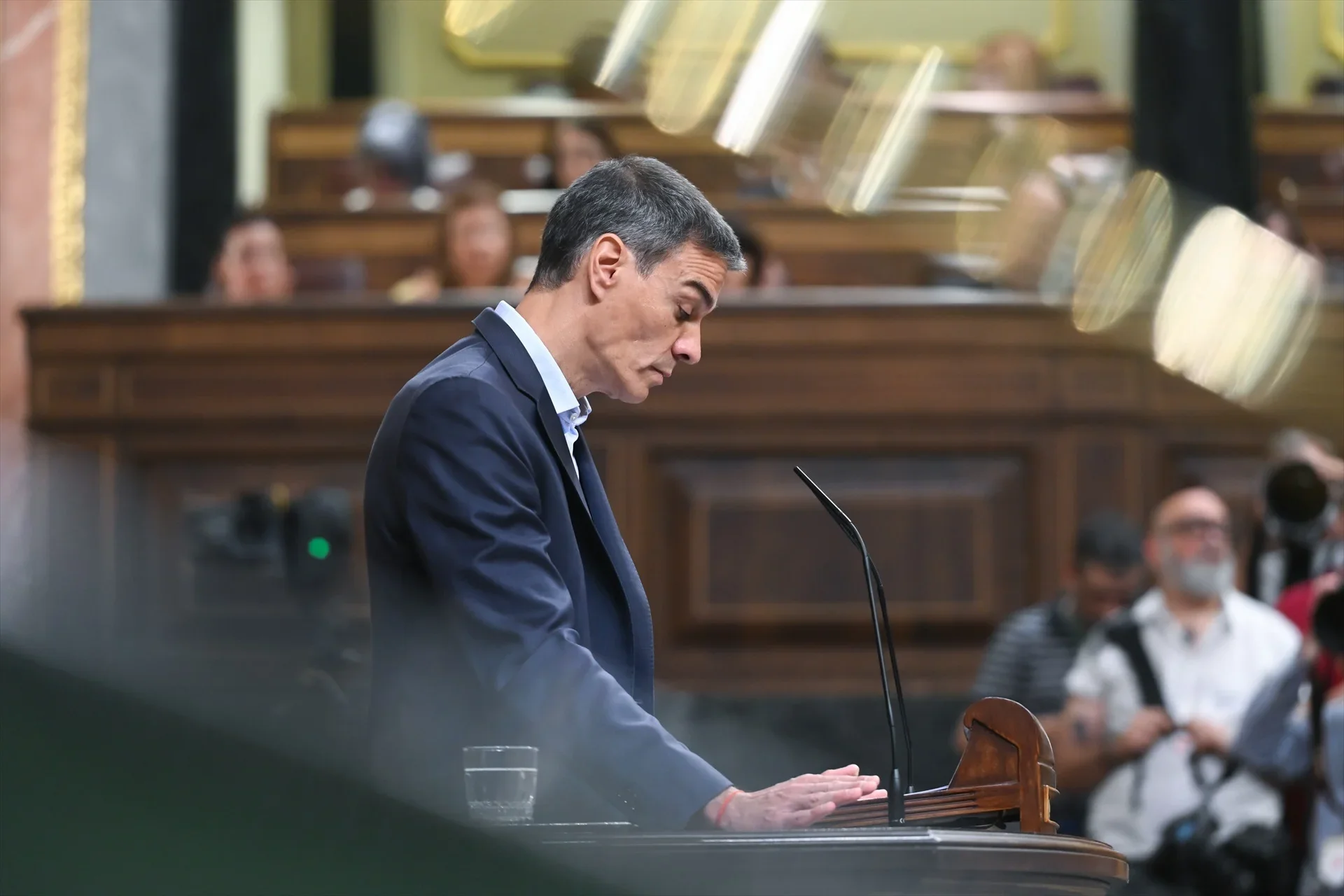 El Congreso aprueba por mayoría absoluta instar a Sánchez a someterse a una cuestión de confianza y dimitir