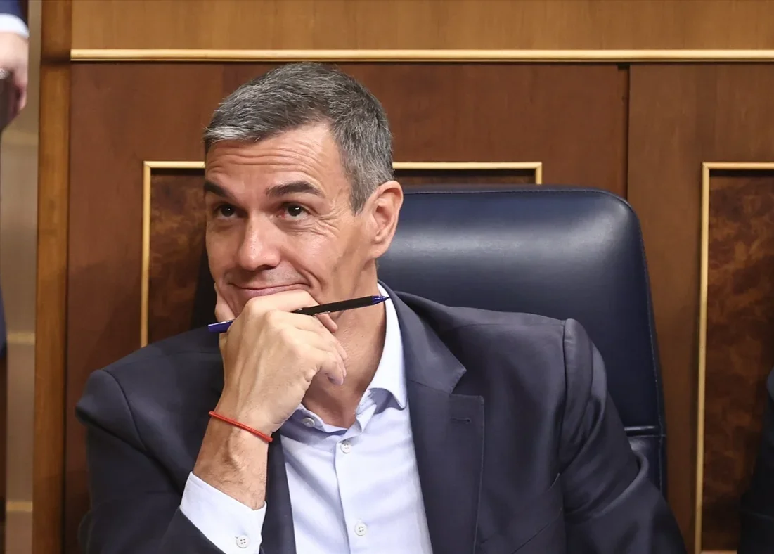 Pedro Sánchez cierra el proceso de regularización de inmigrantes con un acto oficial en La Moncloa