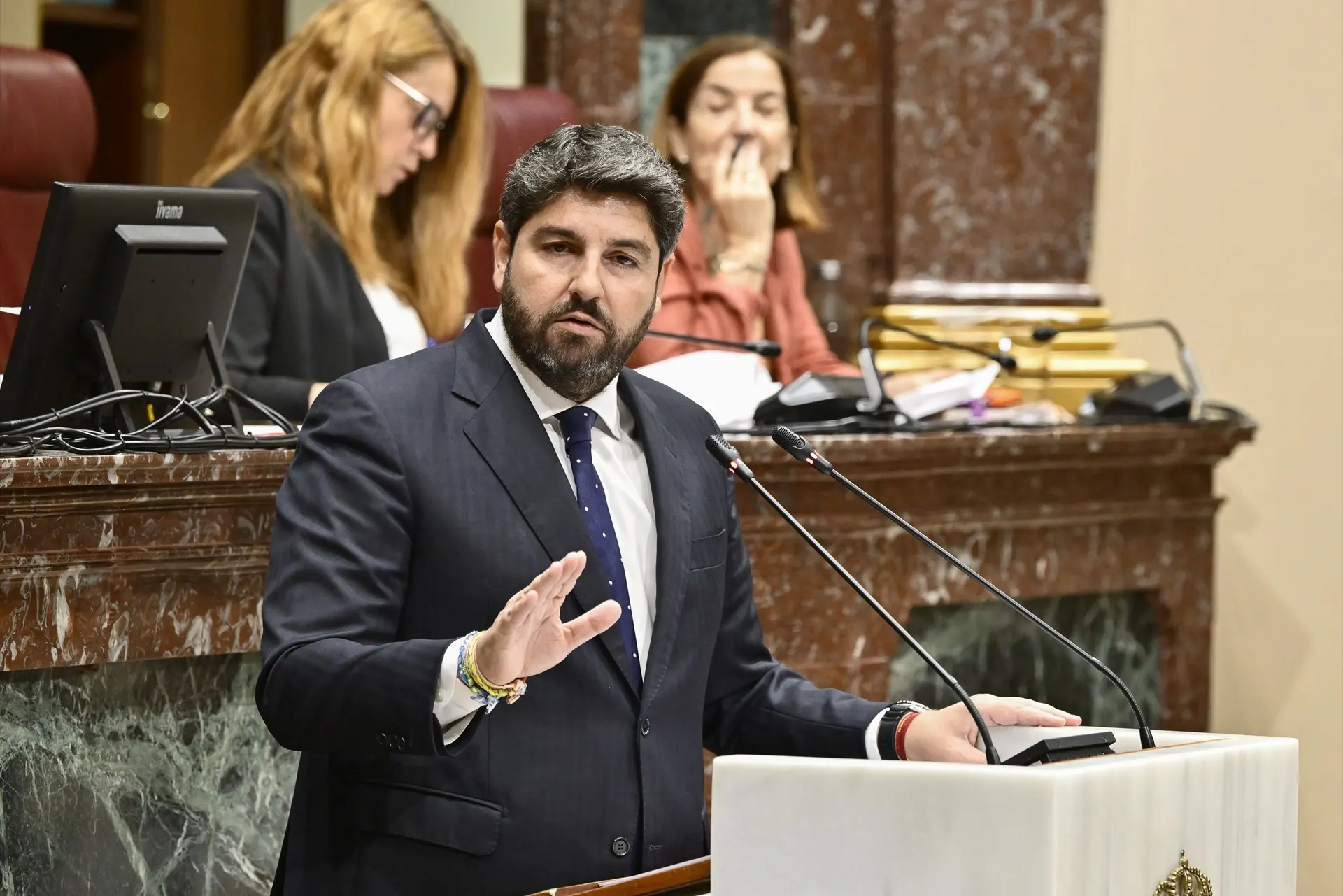 López Miras convoca al Consejo de Gobierno tras la llegada de otra lancha rápida a Murcia