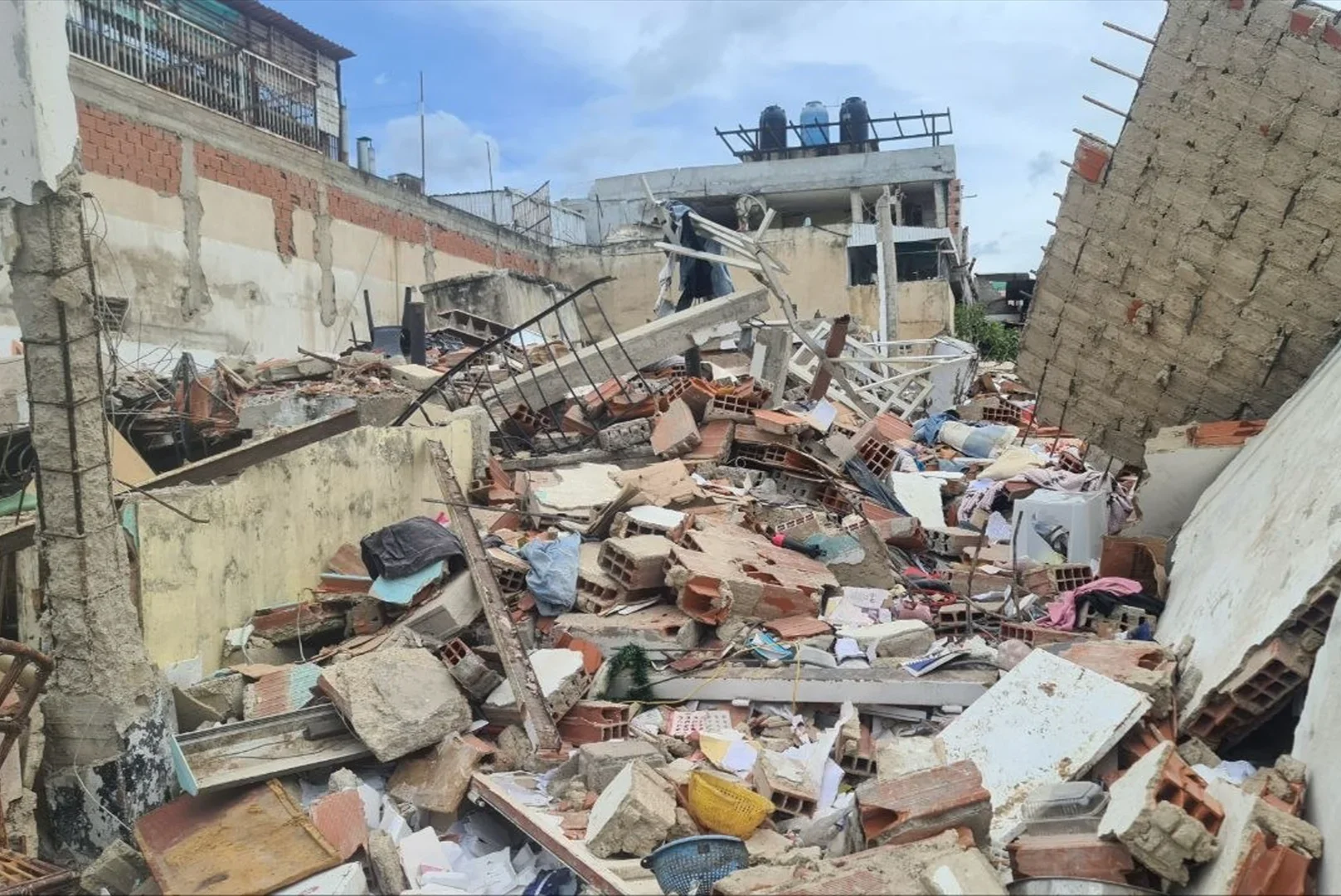 Ascienden a 18 los españoles fallecidos en los terremotos de Venezuela