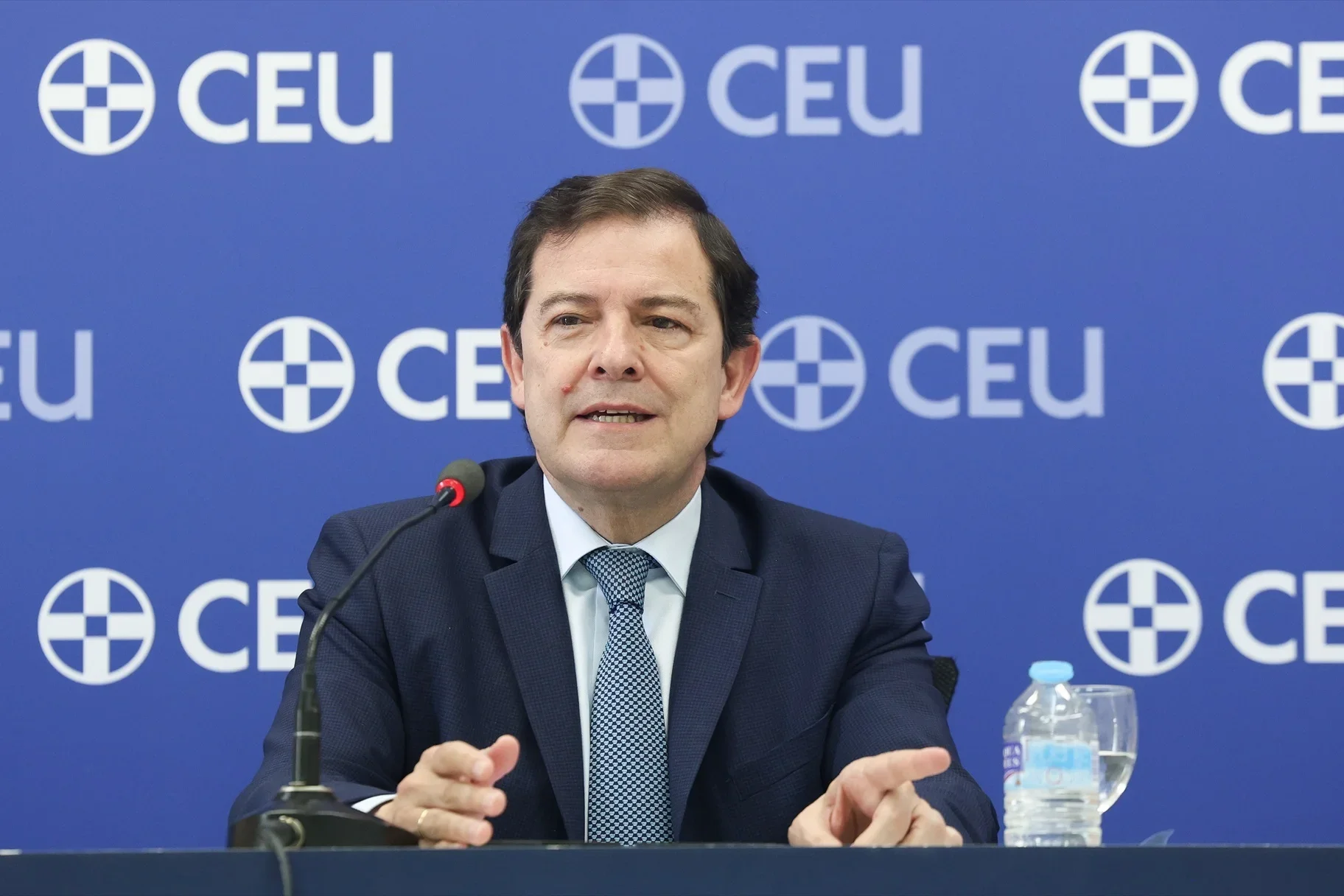 Castilla y León movilizará 1.200 millones para el empleo y pondrá en marcha un nuevo Kit de Autónomos