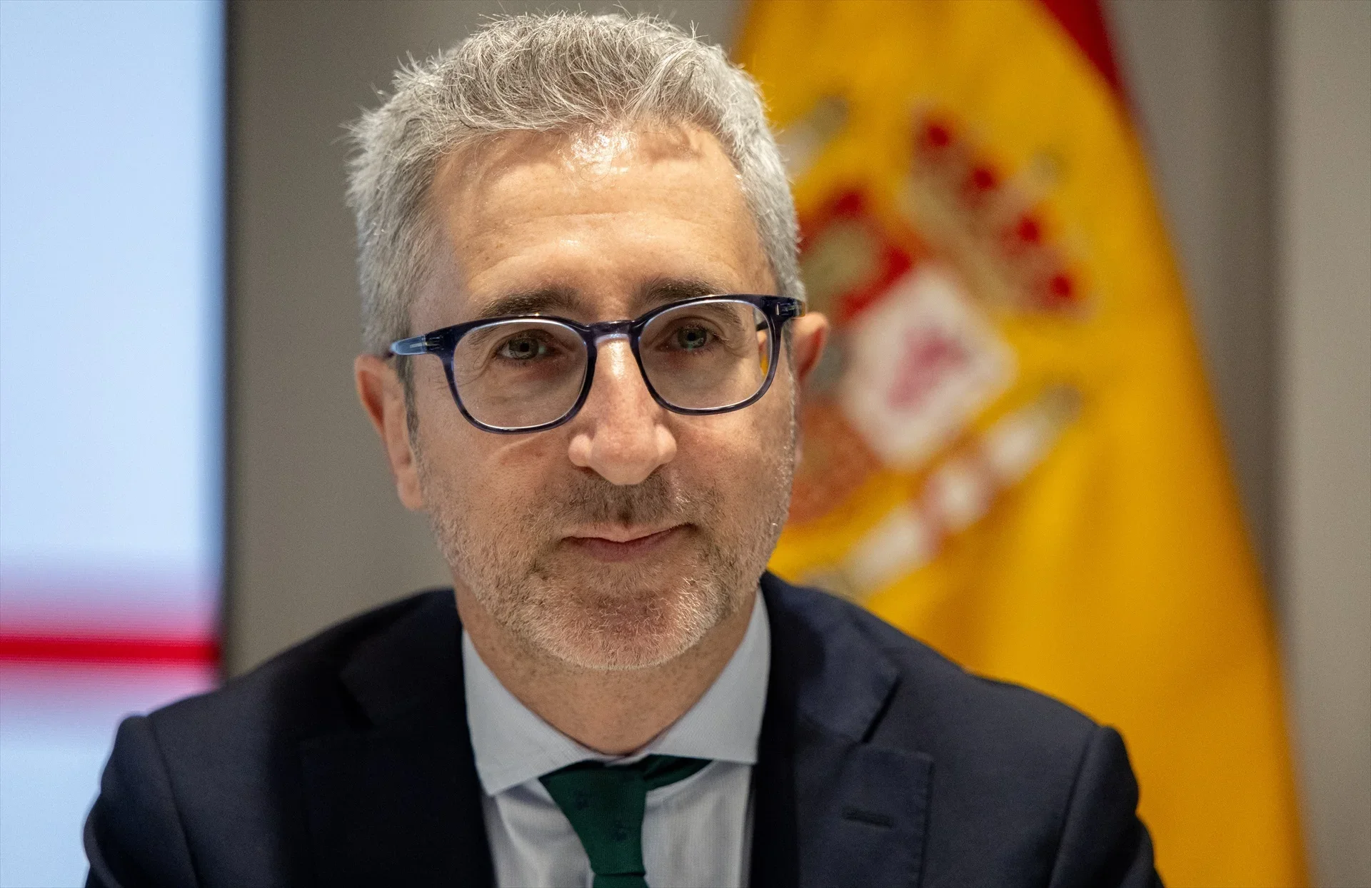 Hacienda aprieta a las comunidades y reserva más margen de gasto para el Gobierno de Sánchez 