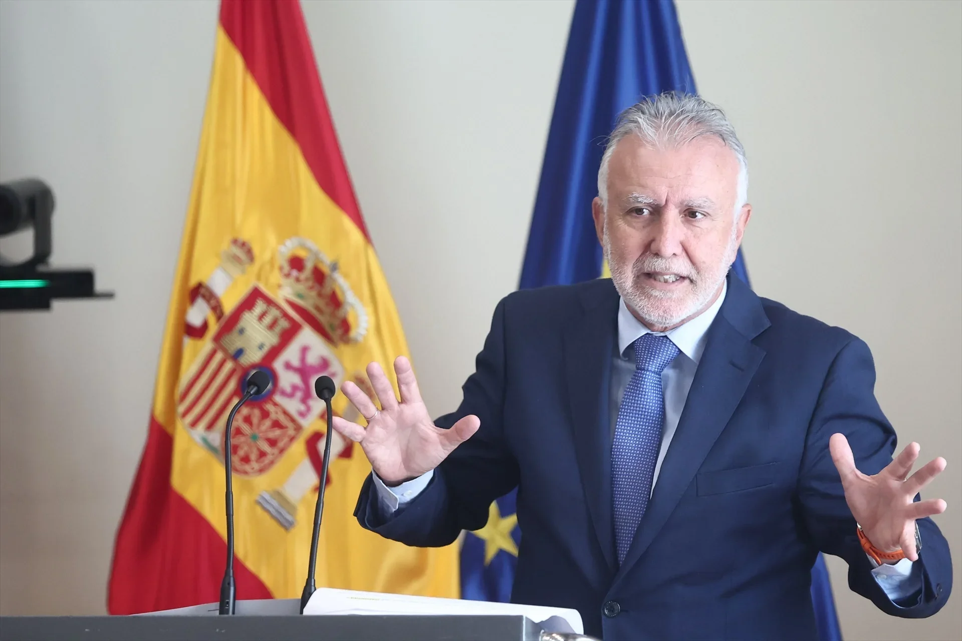 El Gobierno calcula que 500.000 nacionalizados por la 'ley de nietos' podrán votar en 2027