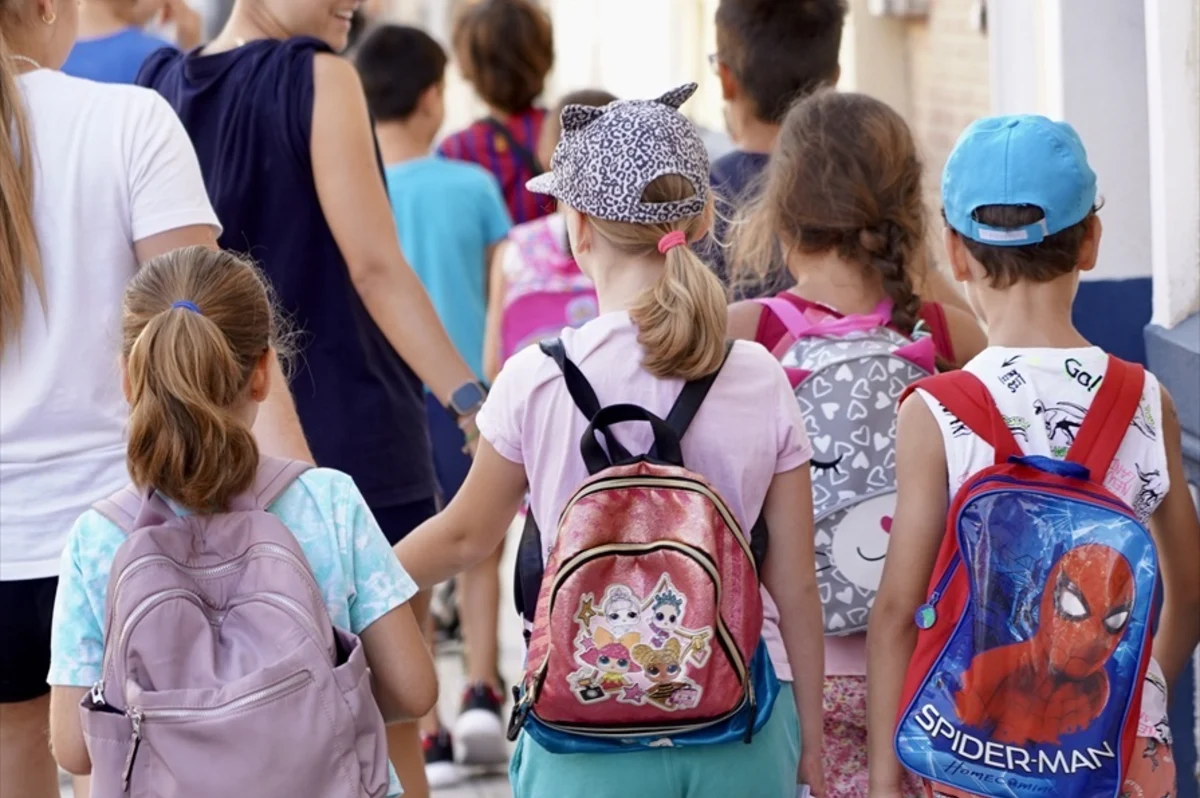 El curso escolar 2026/27 arranca en la Comunitat con 808.688 alumnos y 385 docentes más