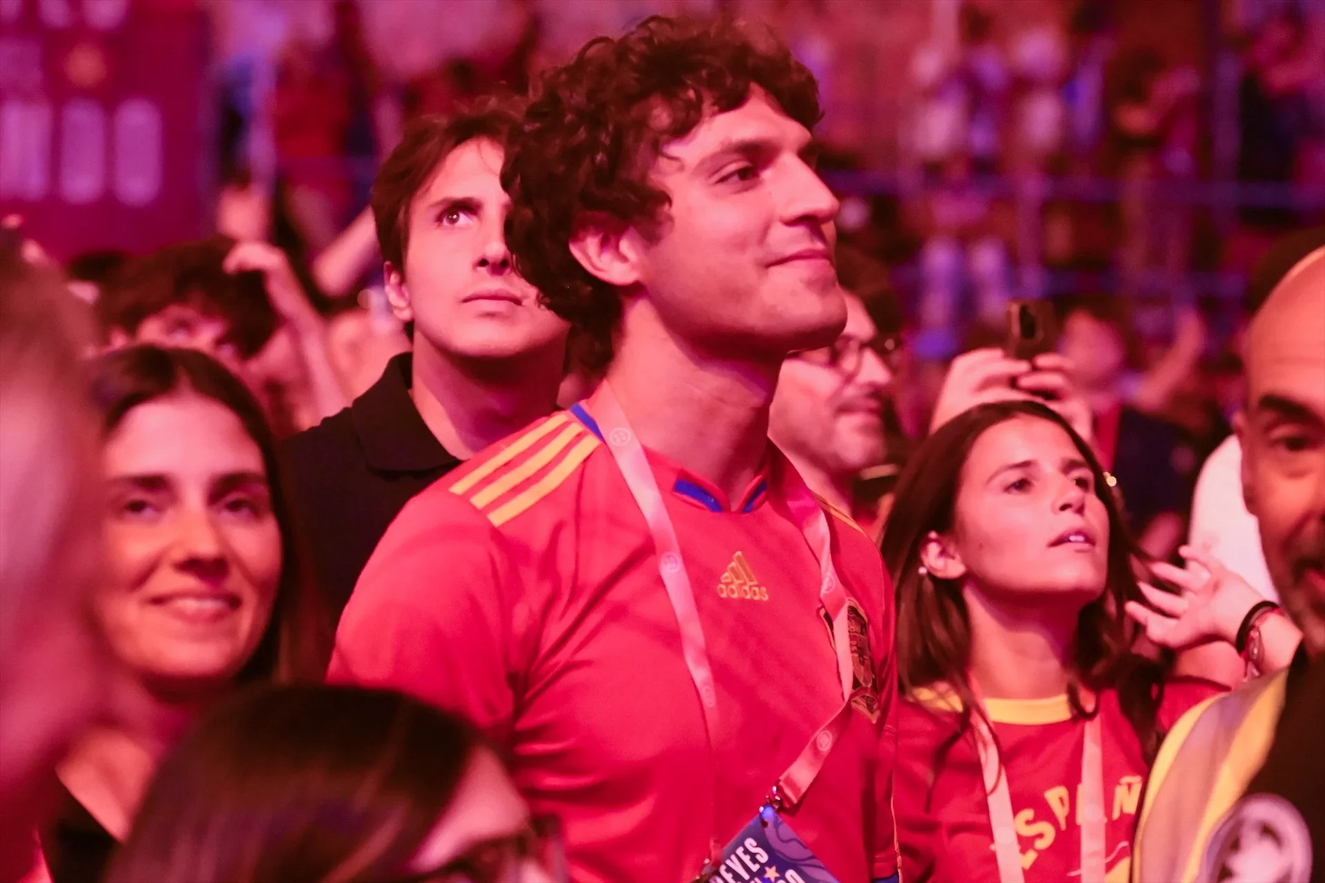 Tana Rivera y Roca Rey celebran el Mundial de España en Cibeles junto a Eugenia Martínez de Irujo