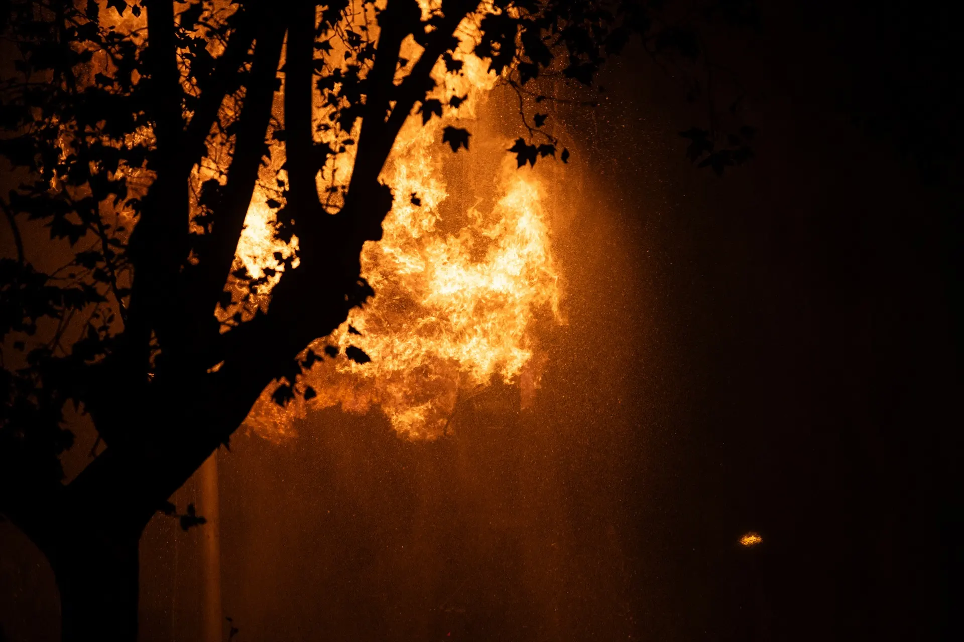 España, cercada por el fuego: consulta en directo los incendios activos en Madrid, Ávila, Toledo, Zamora y Guadalajara