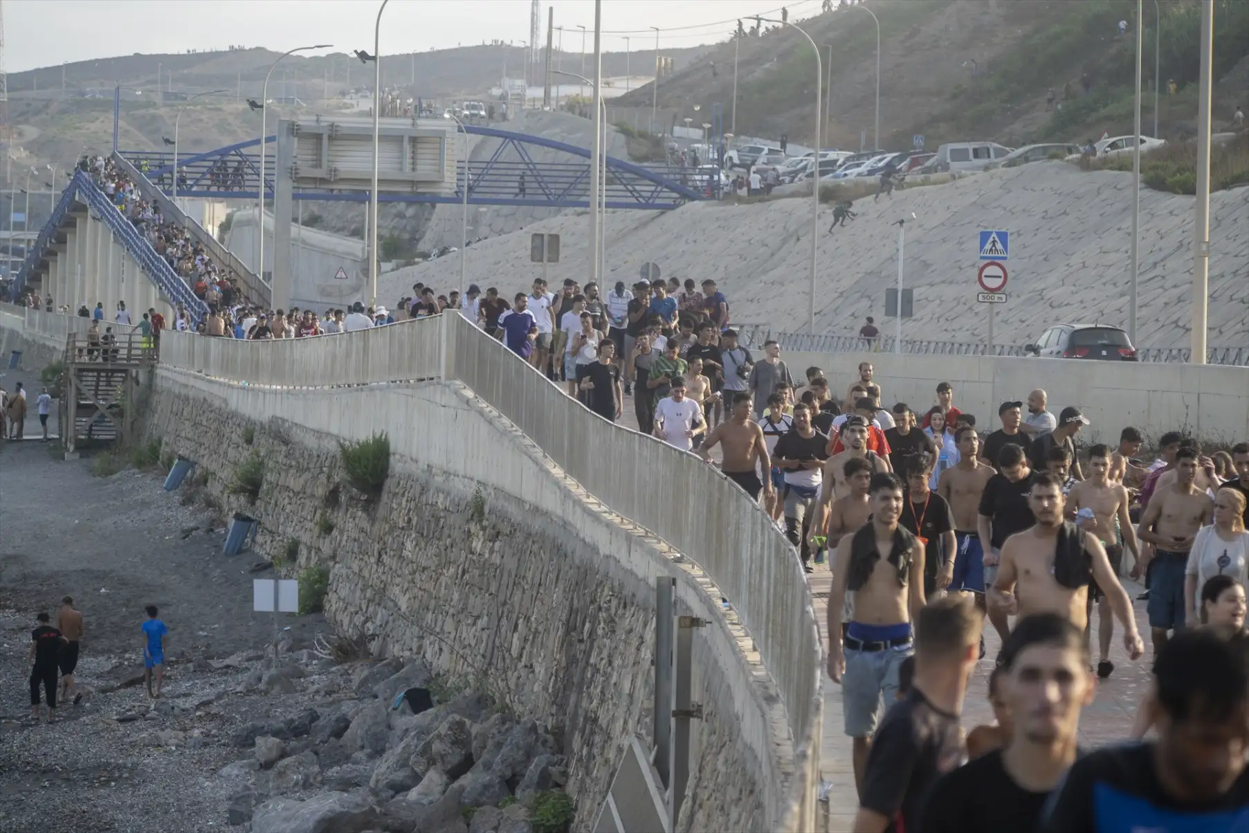 El CNI alertó a Interior del riesgo de una entrada masiva en la frontera de Ceuta