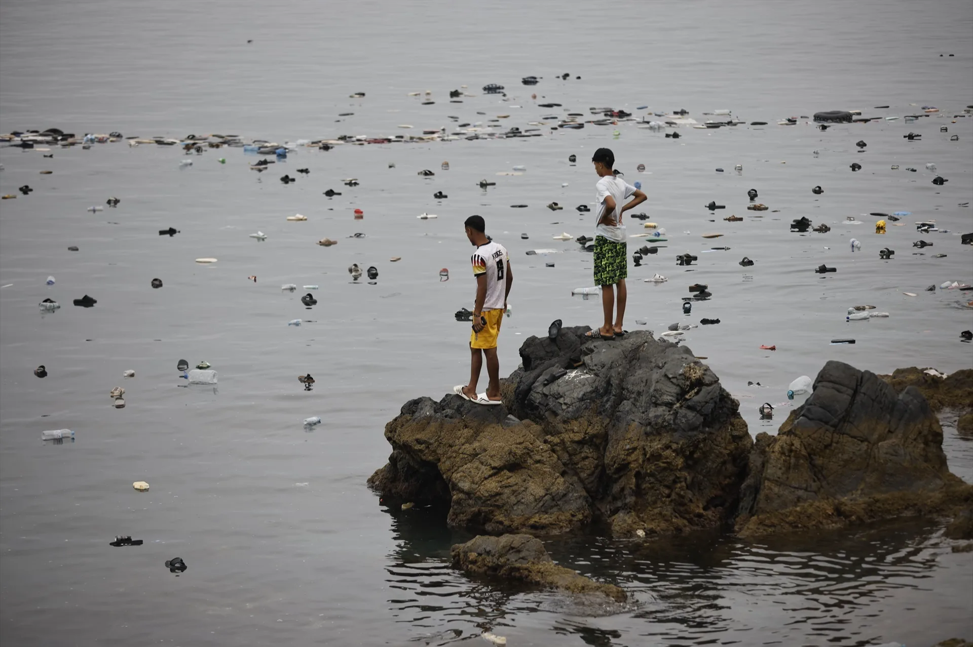 Elevan a 34 los cuerpos recuperados en la costa de Ceuta tras la crisis migratoria