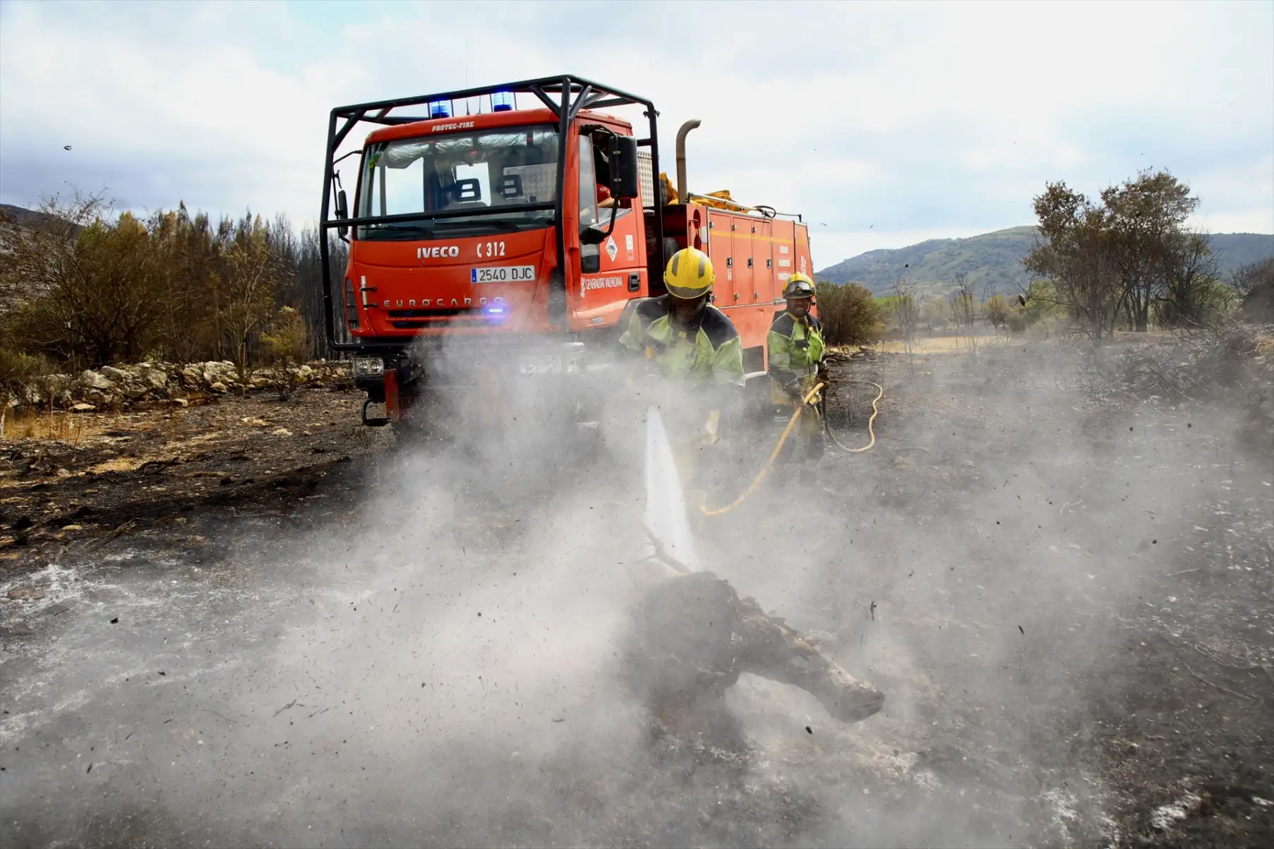 Estabilizado el incendio de Tírig tras tres días: los evacuados de Catí ya vuelven a casa
