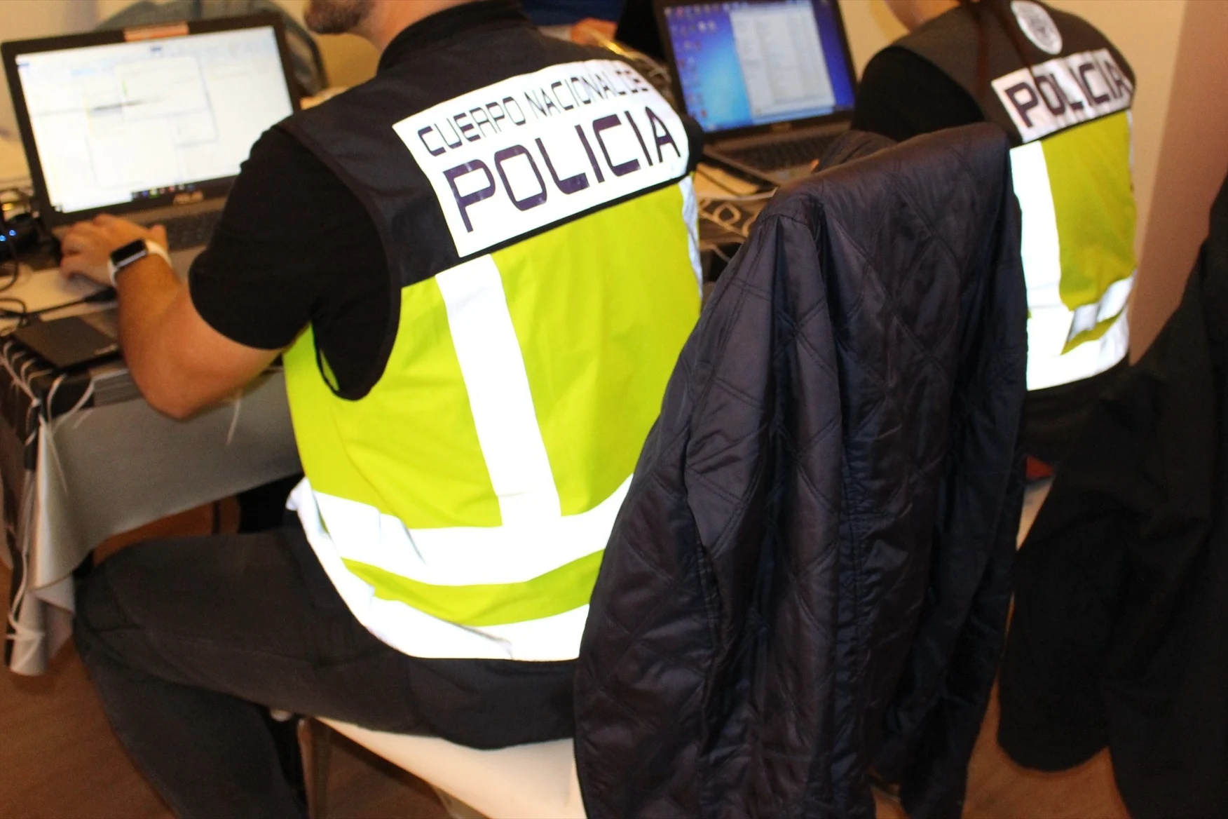 Detenidos cuatro hombres acusados de agredir sexualmente en grupo a la exnovia de uno de ellos en Valencia