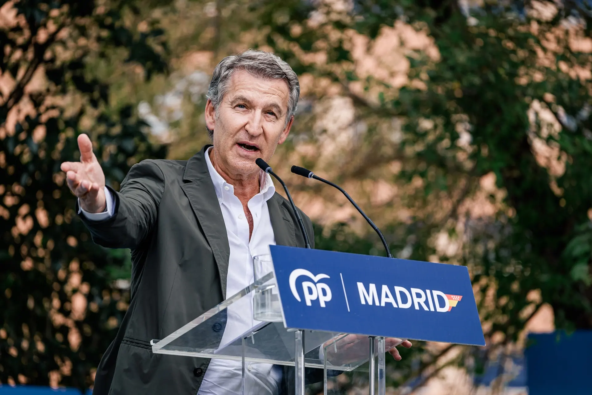 Feijóo exige a Robles que deje comparecer a la directora del CNI para aclarar la crisis de Ceuta
