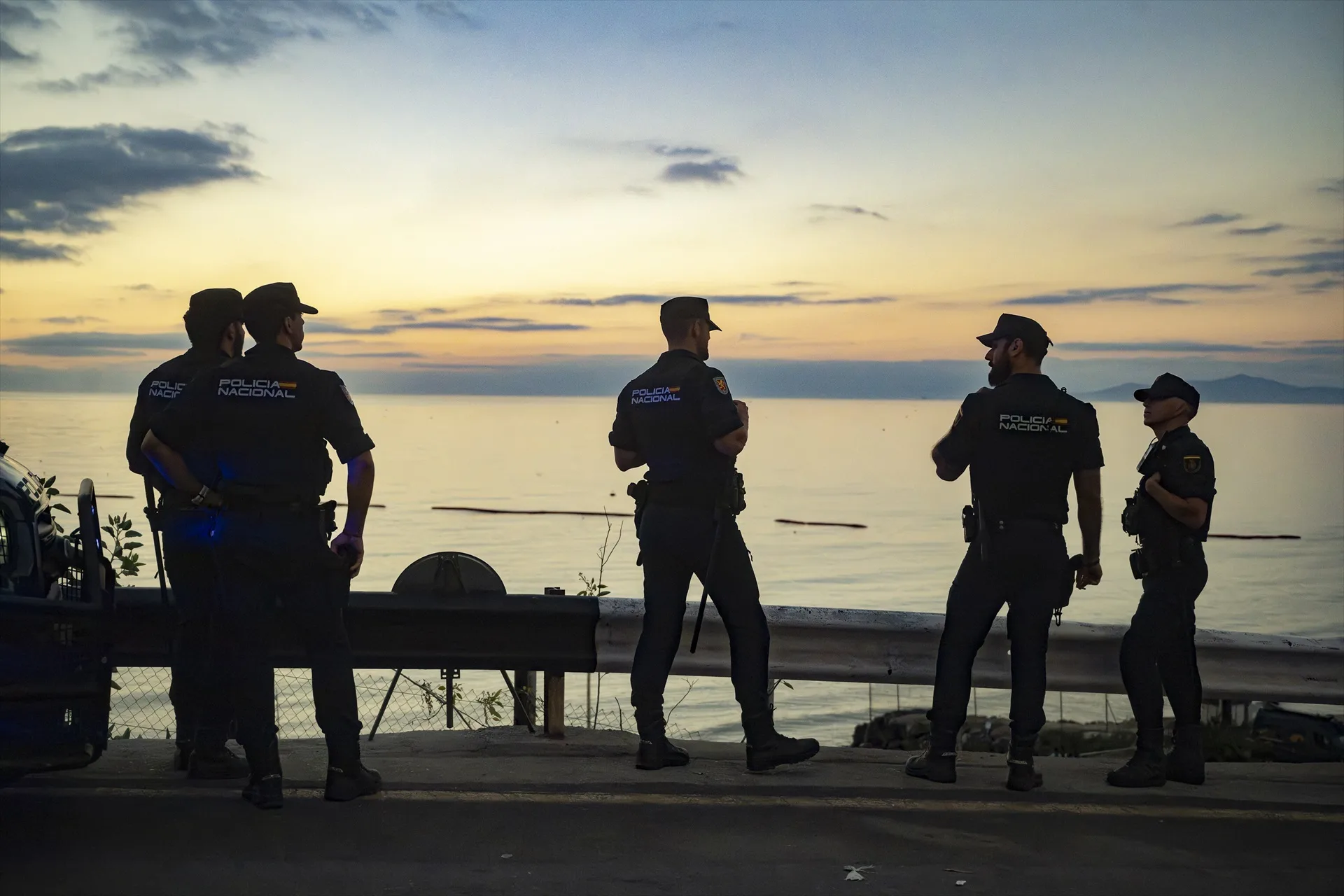 Las mafias cobran hasta 4.000 euros a inmigrantes para cruzar clandestinamente de Ceuta a la Península