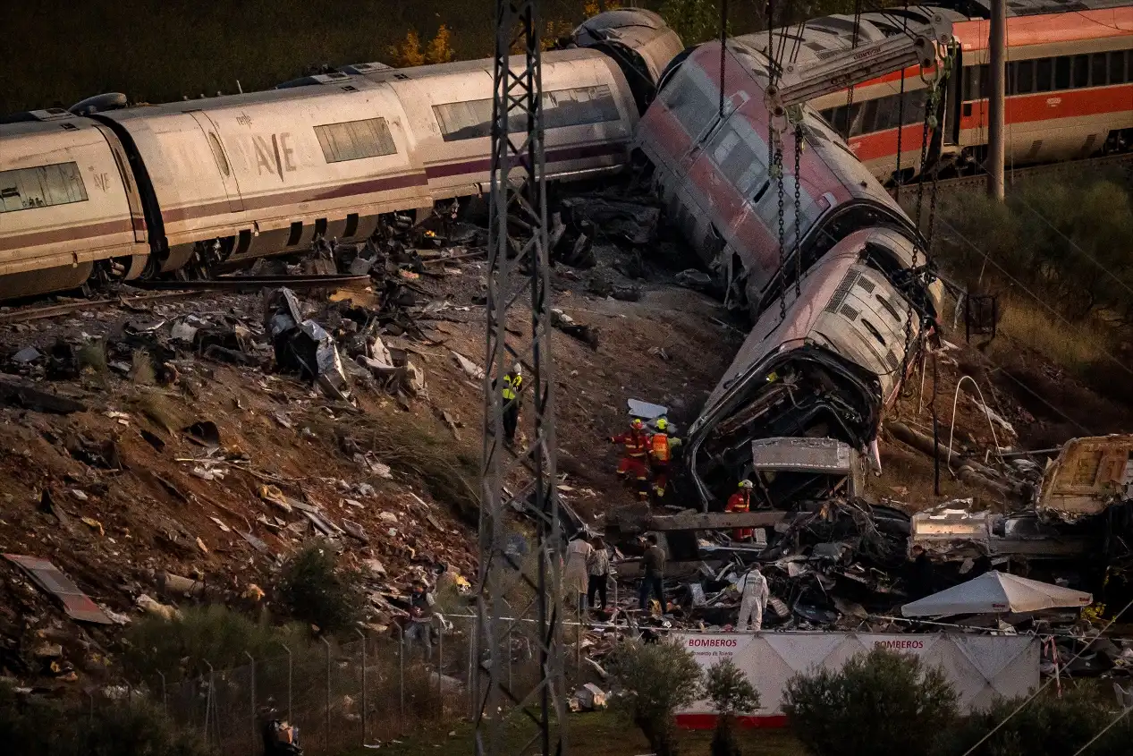 La prensa internacional cuestiona la seguridad ferroviaria española tras la tragedia de Toledo