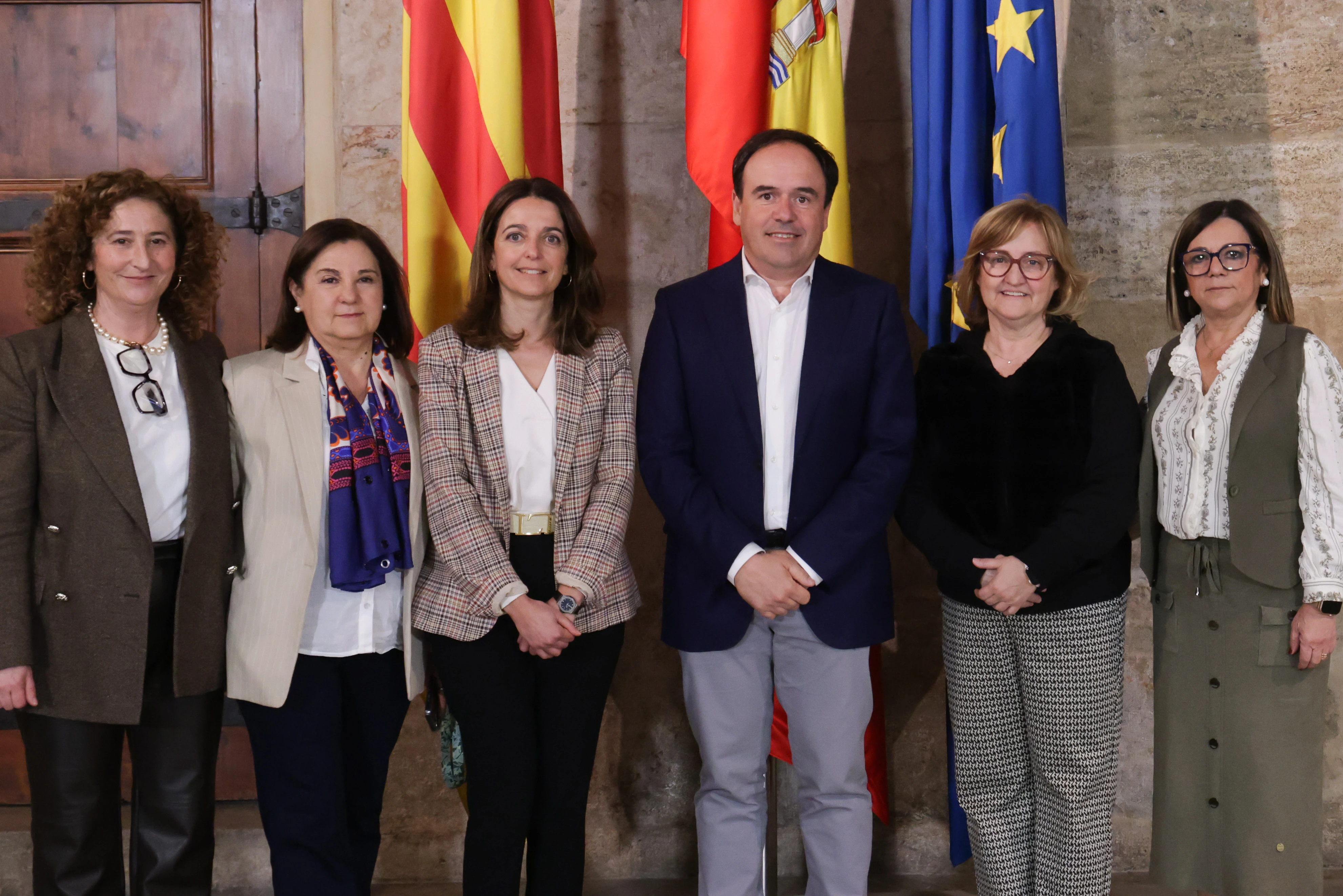 Pérez Llorca se reúne con Tyrius y destaca su papel en el apoyo a mujeres y familias de la Comunitat Valenciana