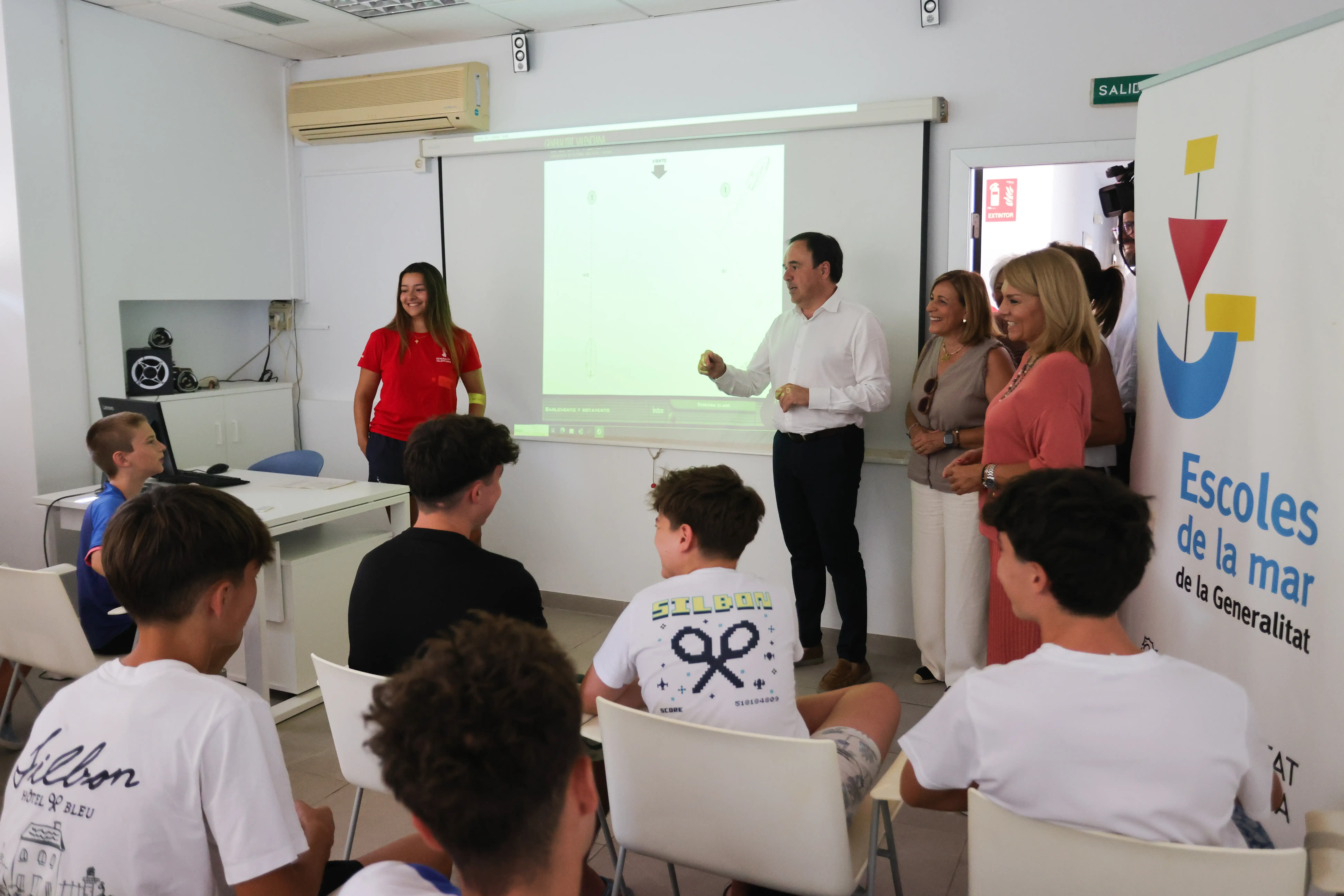 Pérez Llorca destaca la apuesta de la Generalitat Valenciana por un verano con actividades para 14.000 jóvenes