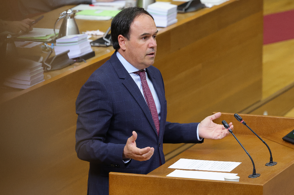 Pérez Llorca acusa al Gobierno de Pedro Sánchez de no priorizar a la Comunidad Valenciana y reclama más financiación