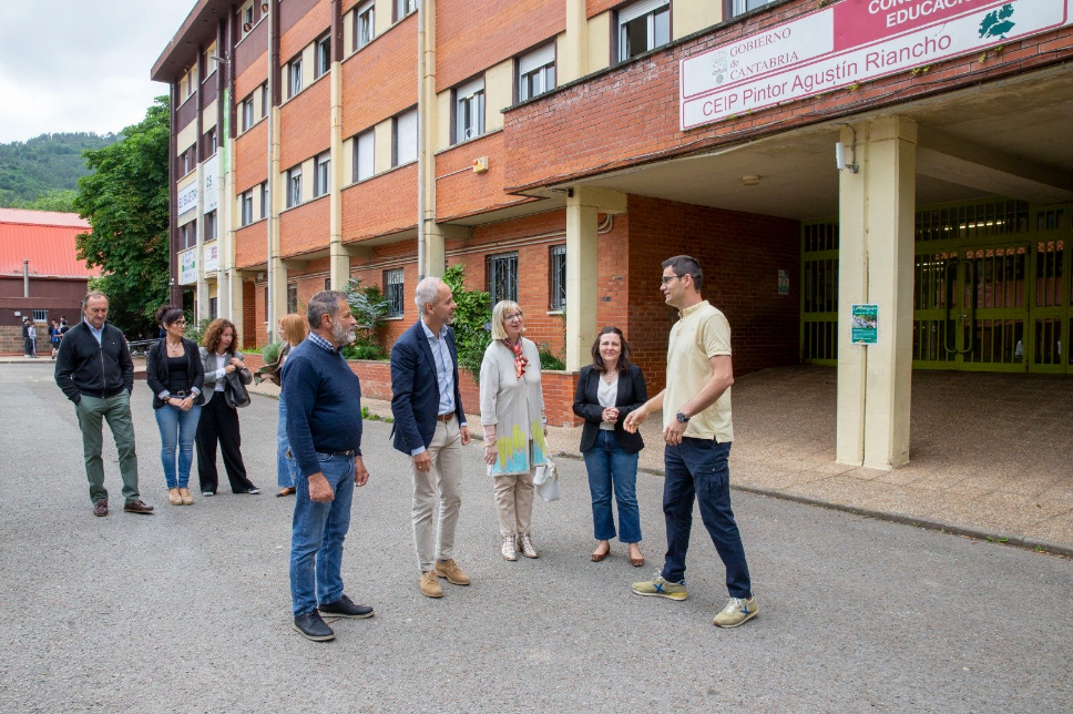 El consejero de Educación, Sergio Silva, visitó las instalaciones para comprobar el resultado de las obras 