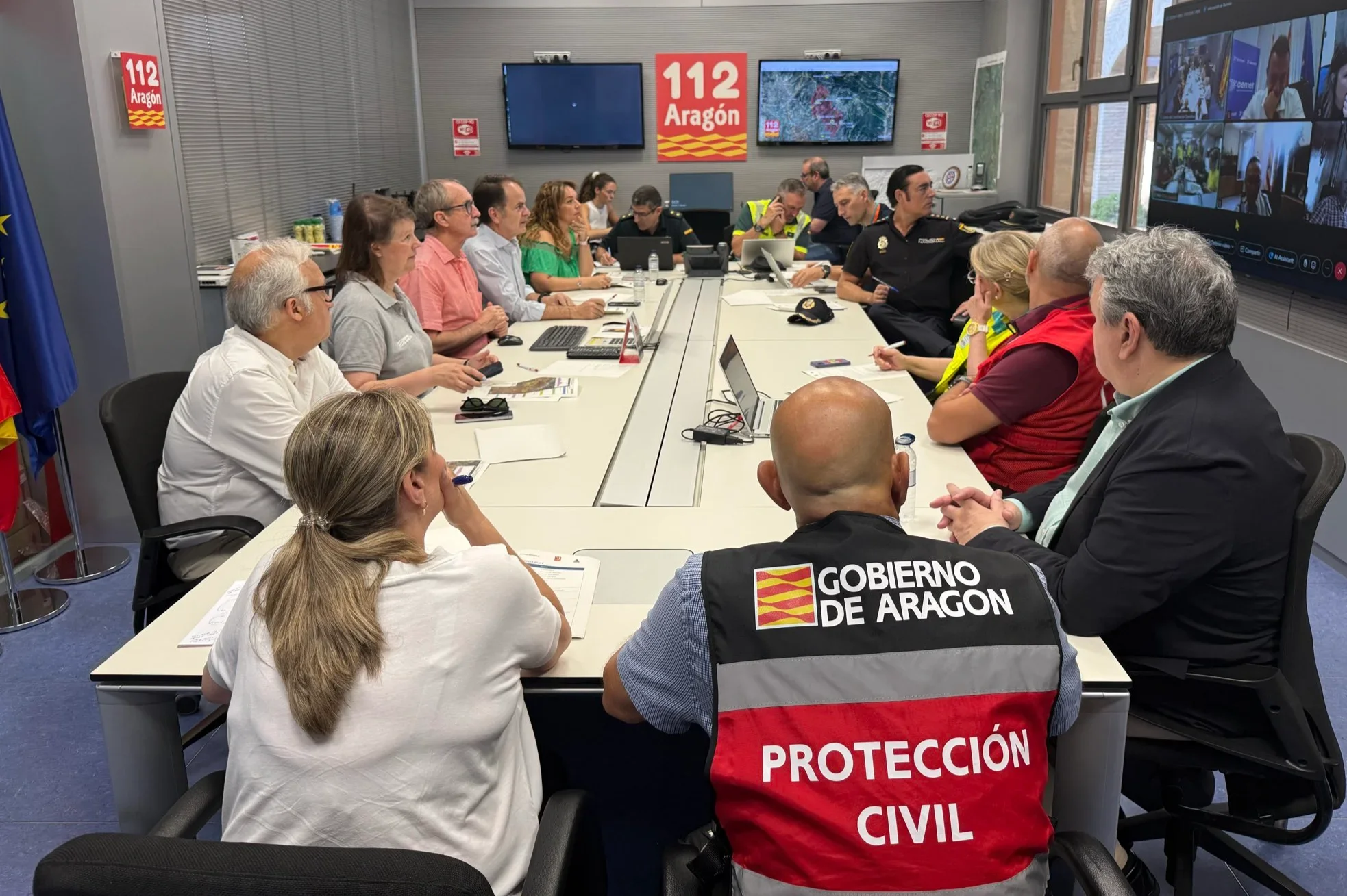 El incendio de Orés ya arrasa más de 12.000 hectáreas y mantiene en vilo a Cinco Villas