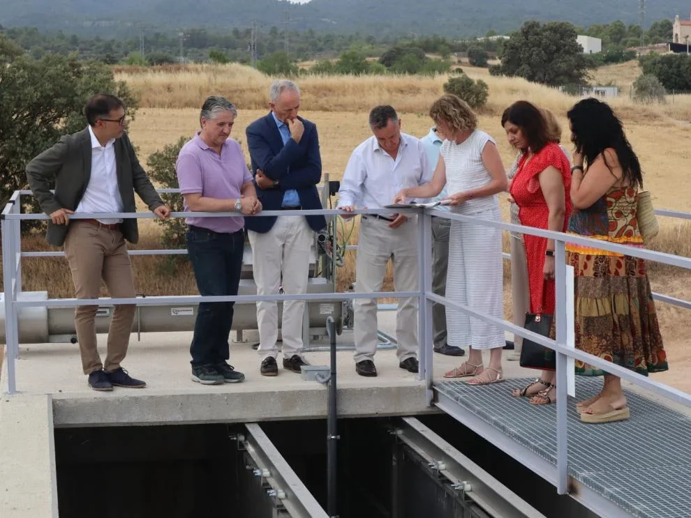 El consejero de Medio Ambiente y Turismo, Luis Biendicho, este martes en la EDAR de Aguaviva