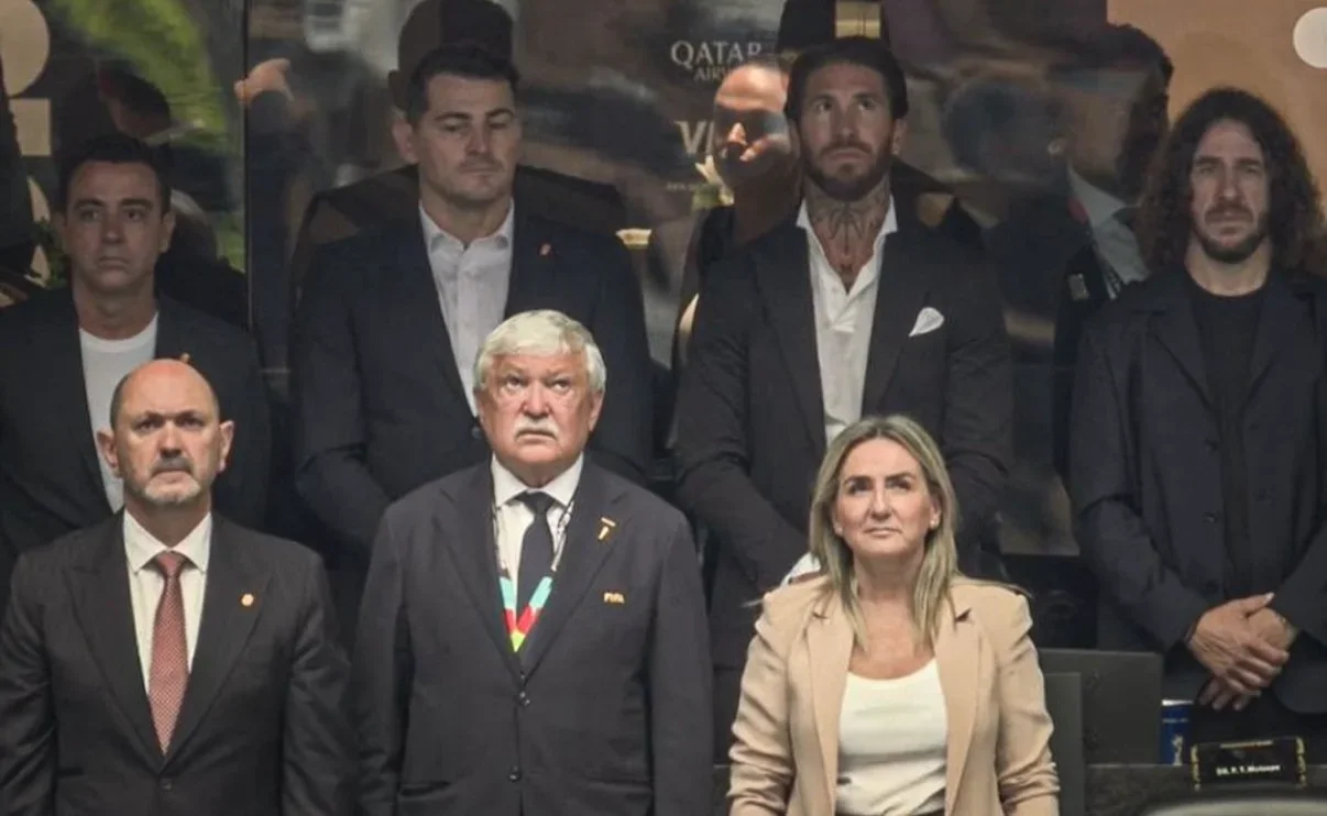 Iker Casillas, Sergio Ramos, Carles Puyol y Xavi Hernández celebran el pase de España a la final del Mundial 2026