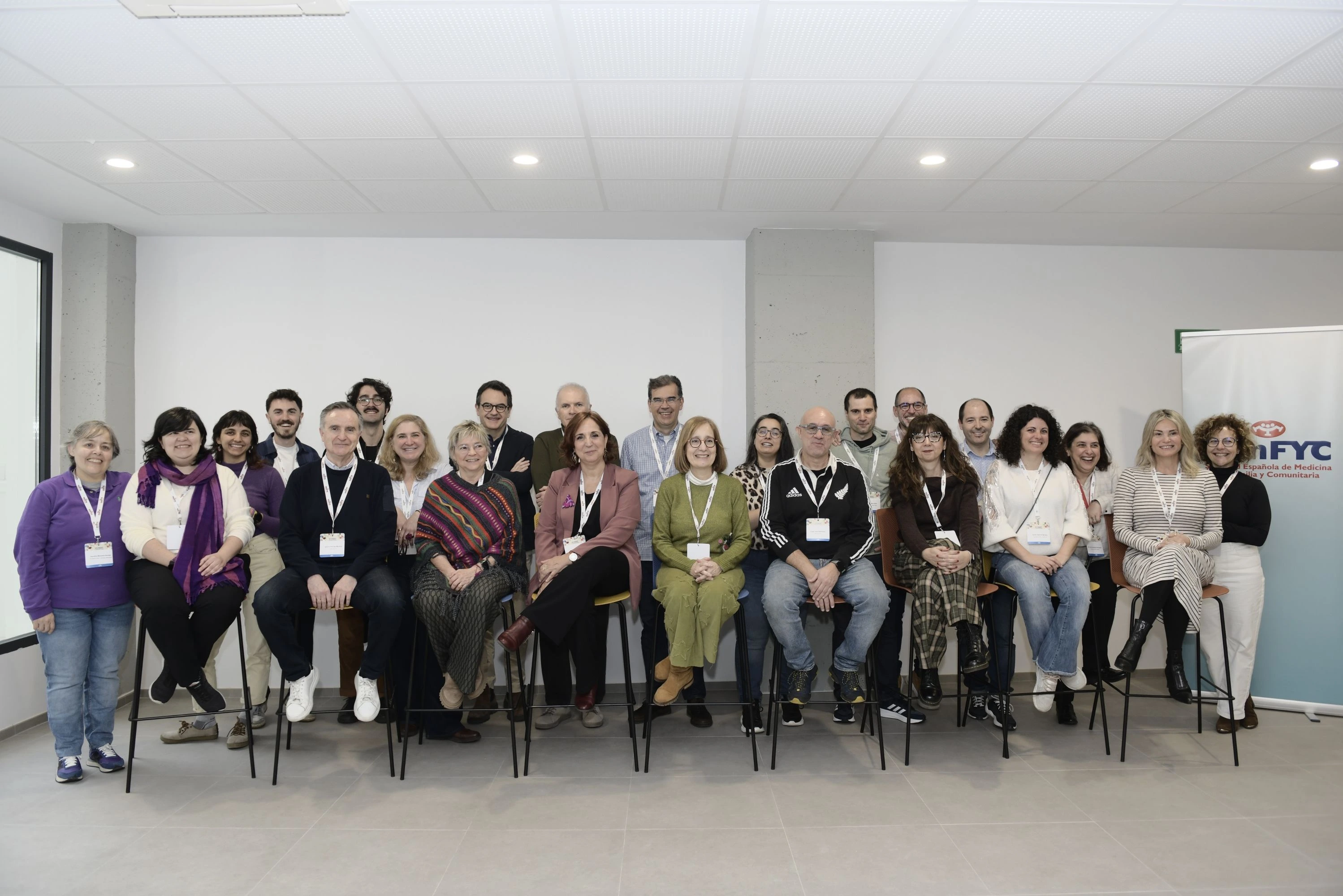 La feminización de la Medicina debe traducirse en liderazgo real y conciliación efectiva en AP