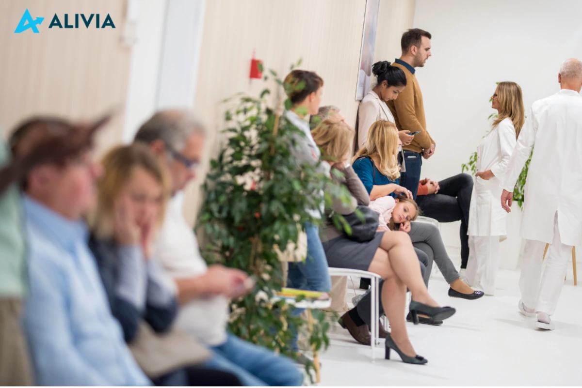 La presión asistencial en oncología deja dudas fuera de consulta: Fundación Alivia presenta OncoChat