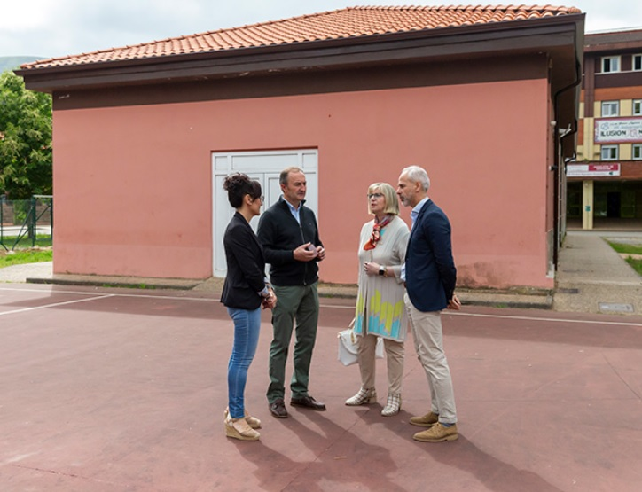 El consejero de Educación, Sergio Silva, visitó las instalaciones para comprobar el resultado de las obras 