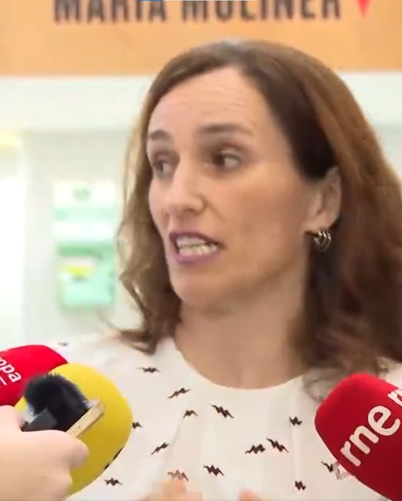 La ministra de Sanidad, Mónica García