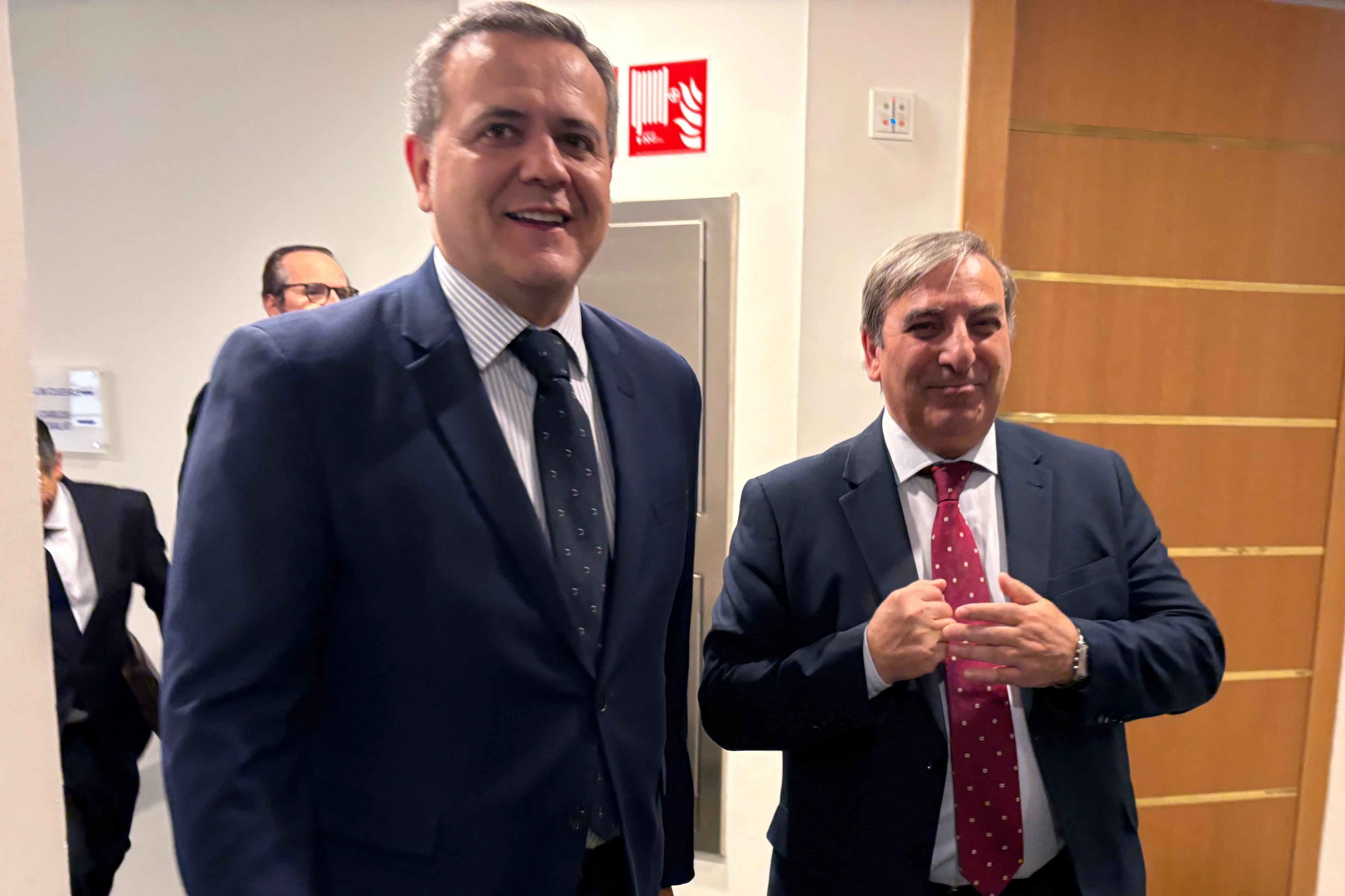 La Junta de Castilla y León avanza en el convenio con Madrid para aplicar un título multiviaje con un 25% de descuento