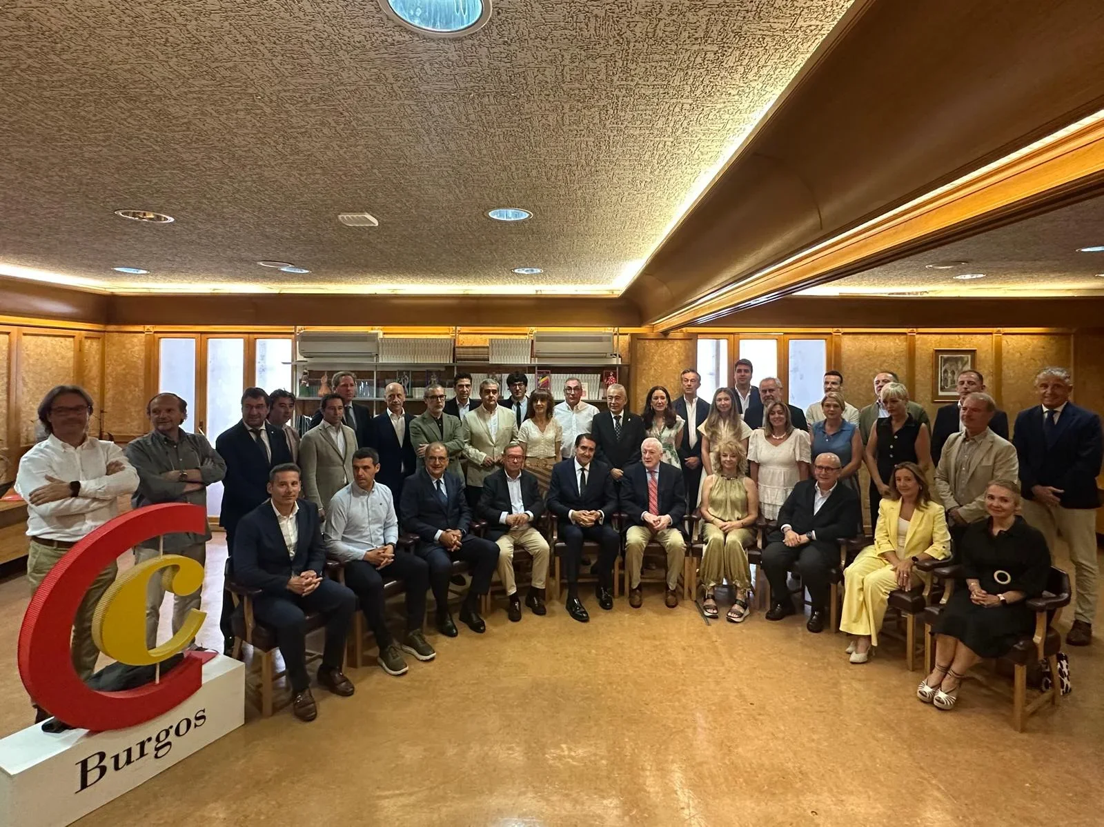 La Junta destaca el papel de la Cámara de Comercio de Burgos en el impulso de la industria y el empleo