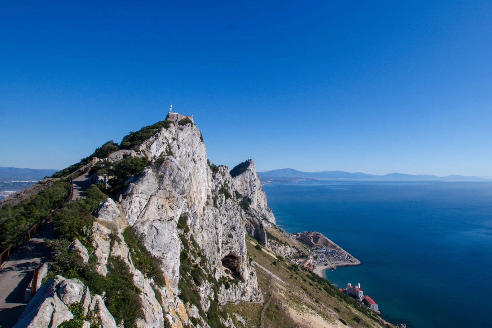 Gibraltar: otra claudicación más de un Estado que renuncia a su soberanía