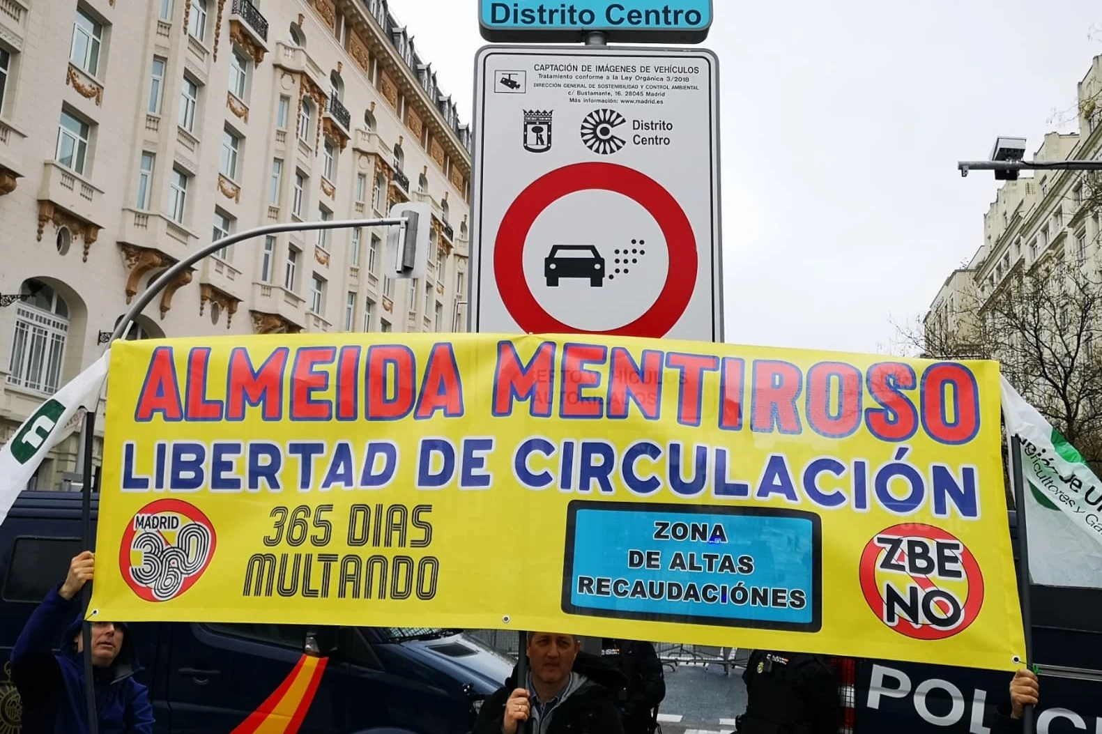 Manipulación del Ayuntamiento en la moratoria a los vehículos sin etiqueta medioambiental. Indefinida NO es permanente