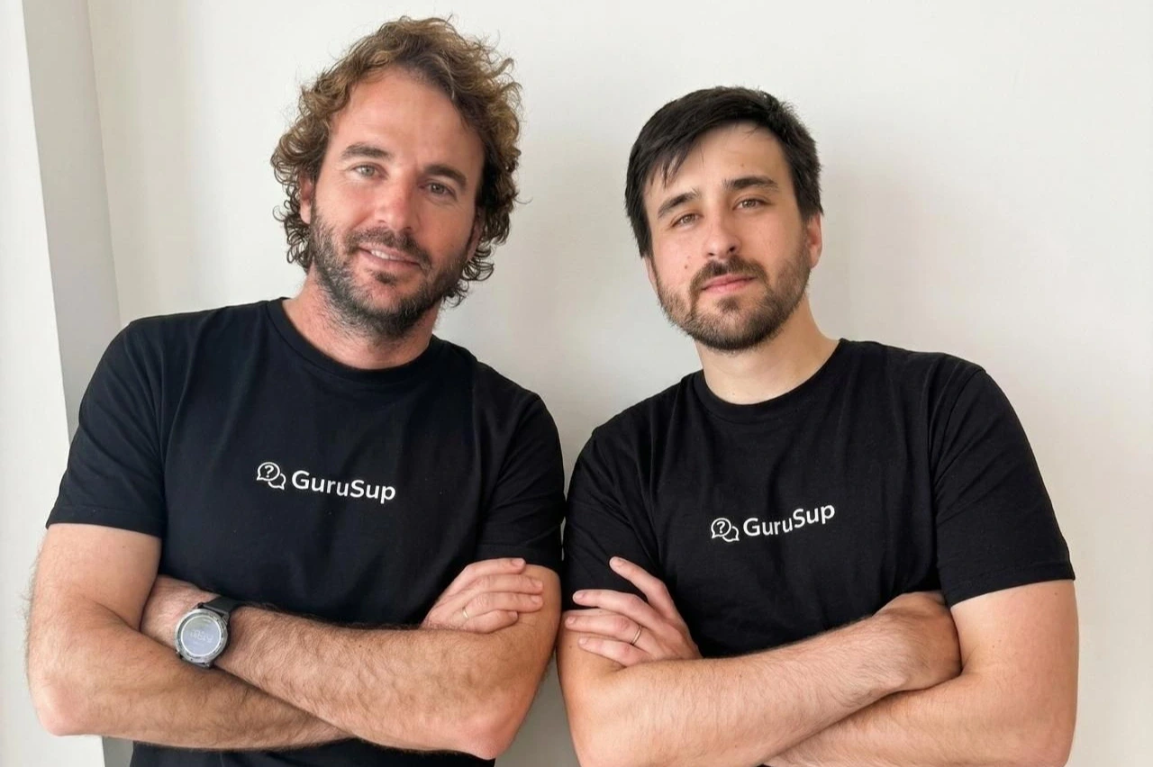 La startup GuruSup cierra una ronda de 1,3M€ para escalar su plataforma de atención al cliente con IA