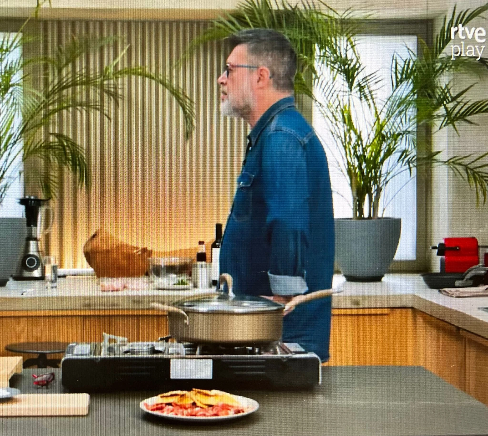 RTVE Play ha recuperado a Héctor de Miguel, conocido como Quequé