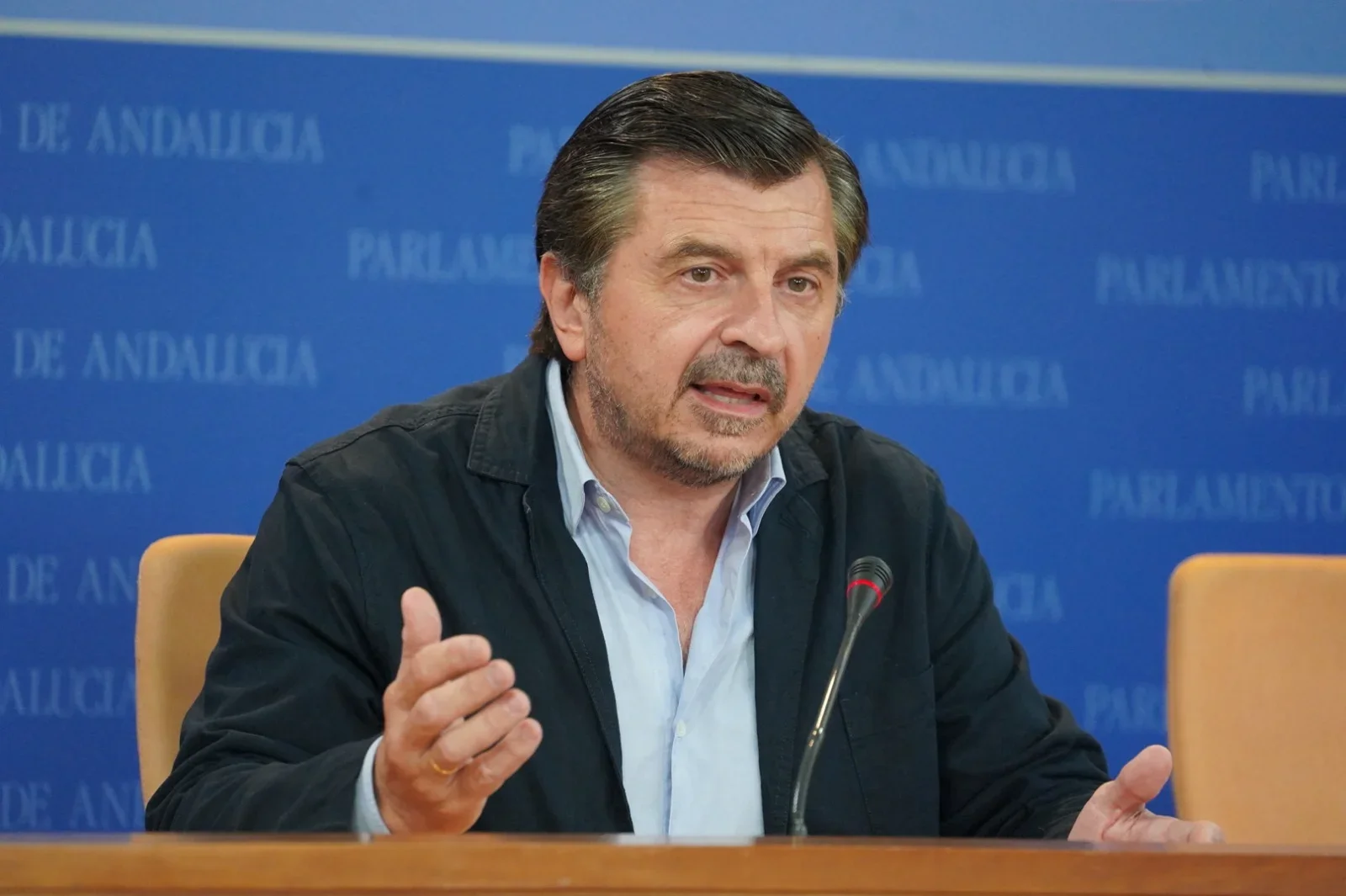 PP y VOX continúan las negociaciones en Andalucía tras el ‘no’ de los de Abascal a Juanma Moreno en la investidura