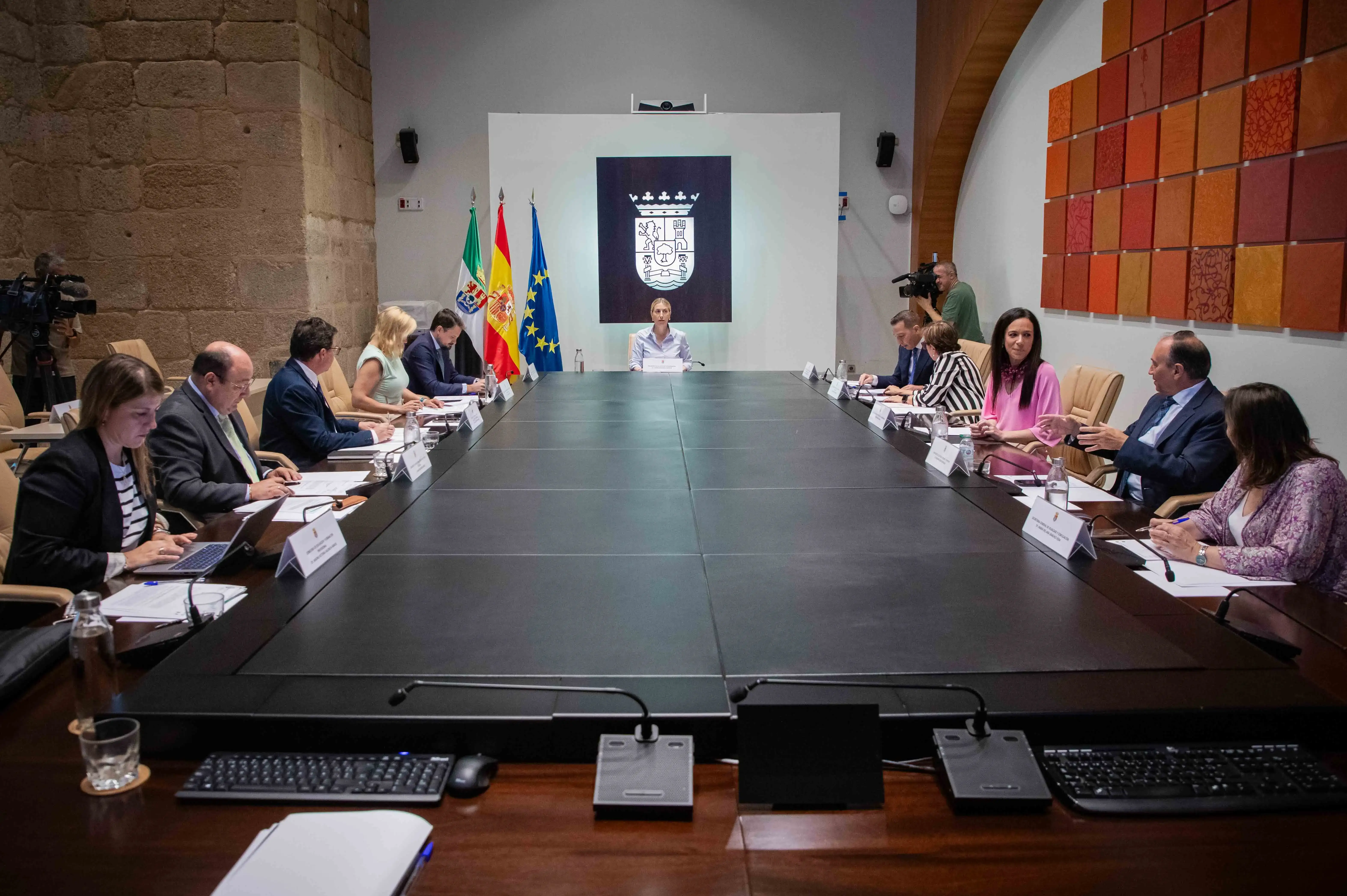 Extremadura aprueba ayudas de 250 euros al alquiler para jóvenes de hasta 35 años