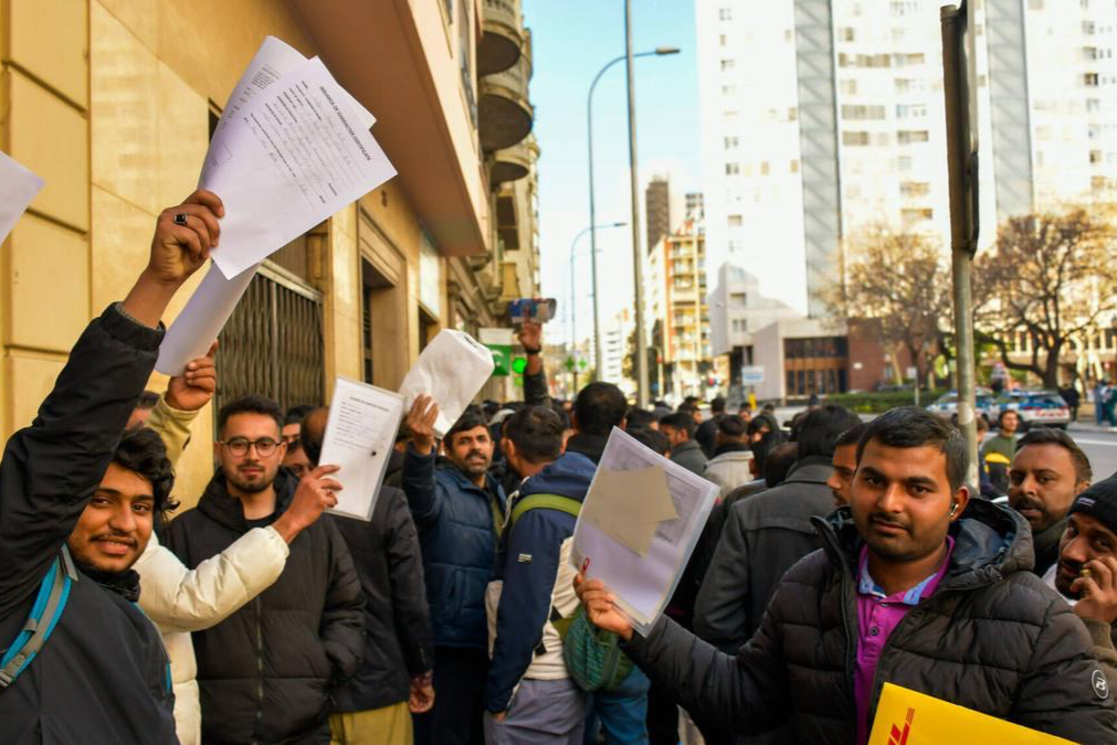 Una vez más el Gobierno vuelve a faltar a su palabra: incumple su promesa de dar dinero para la regularización