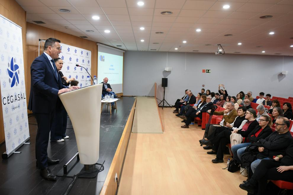 La Xunta destina 27 millones para fortalecer el empleo de personas con discapacidad