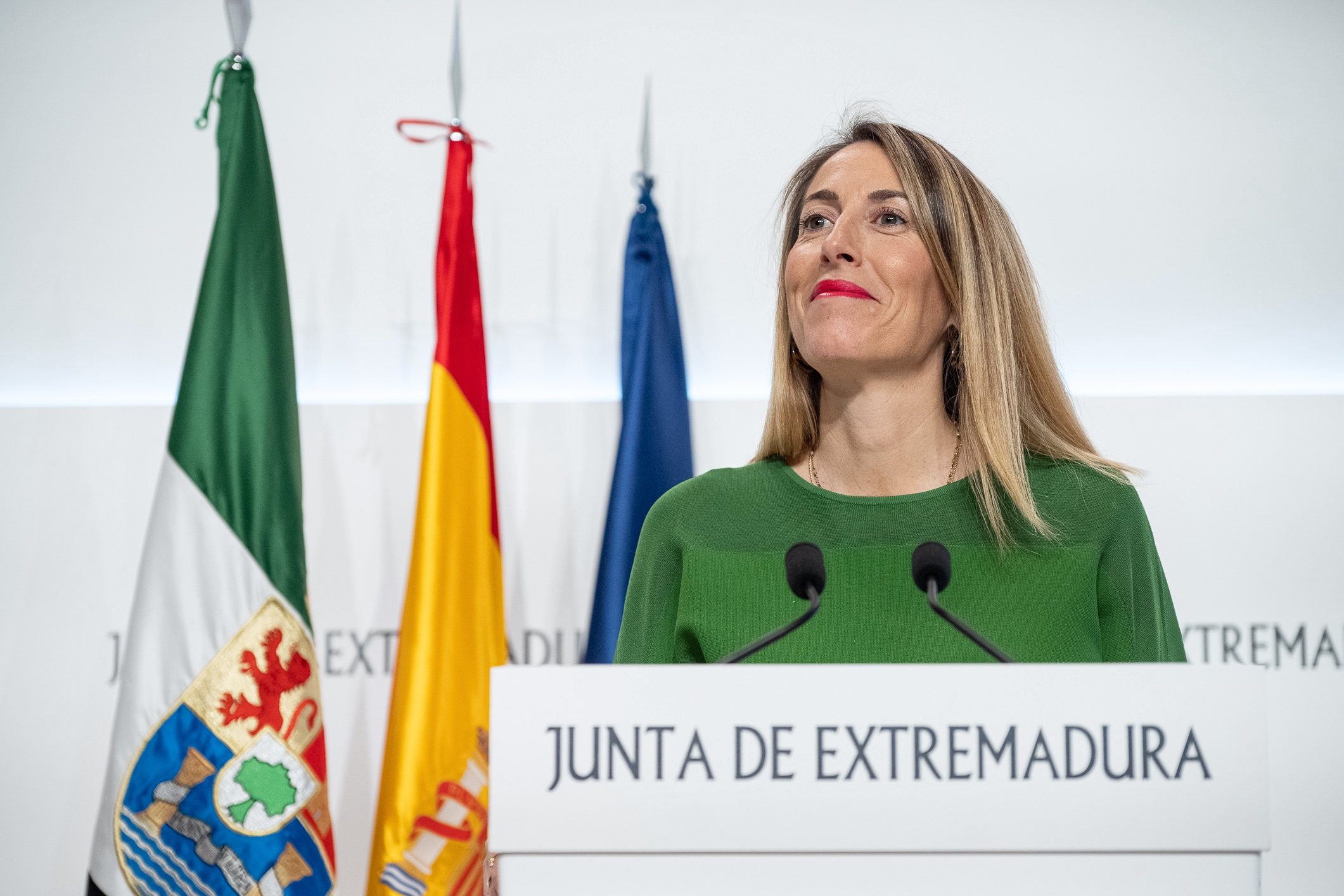 María Guardiola inicia su mandato al frente de la Junta de Extremadura