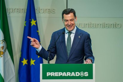  El 48,6% de los encuestados quiere que repita al frente de la Junta. Esta cifra contrasta con el 17,6% que apuesta por María Jesús Montero.